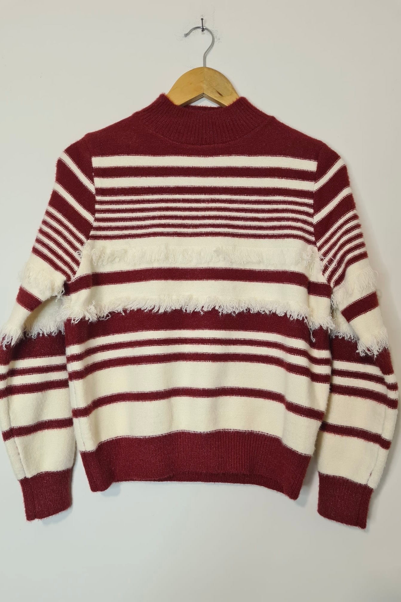 סריג אדום לבן חורף