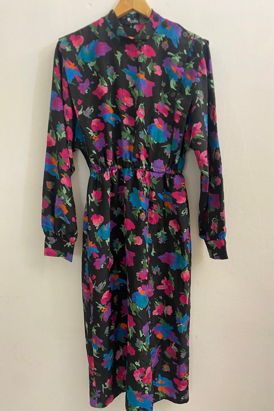 שמלת וינטג' מאי