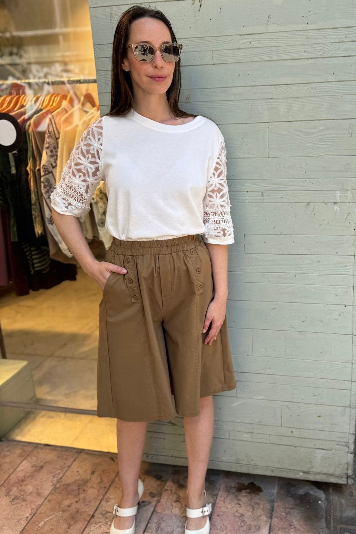 מכנסיי שורות כפתורים