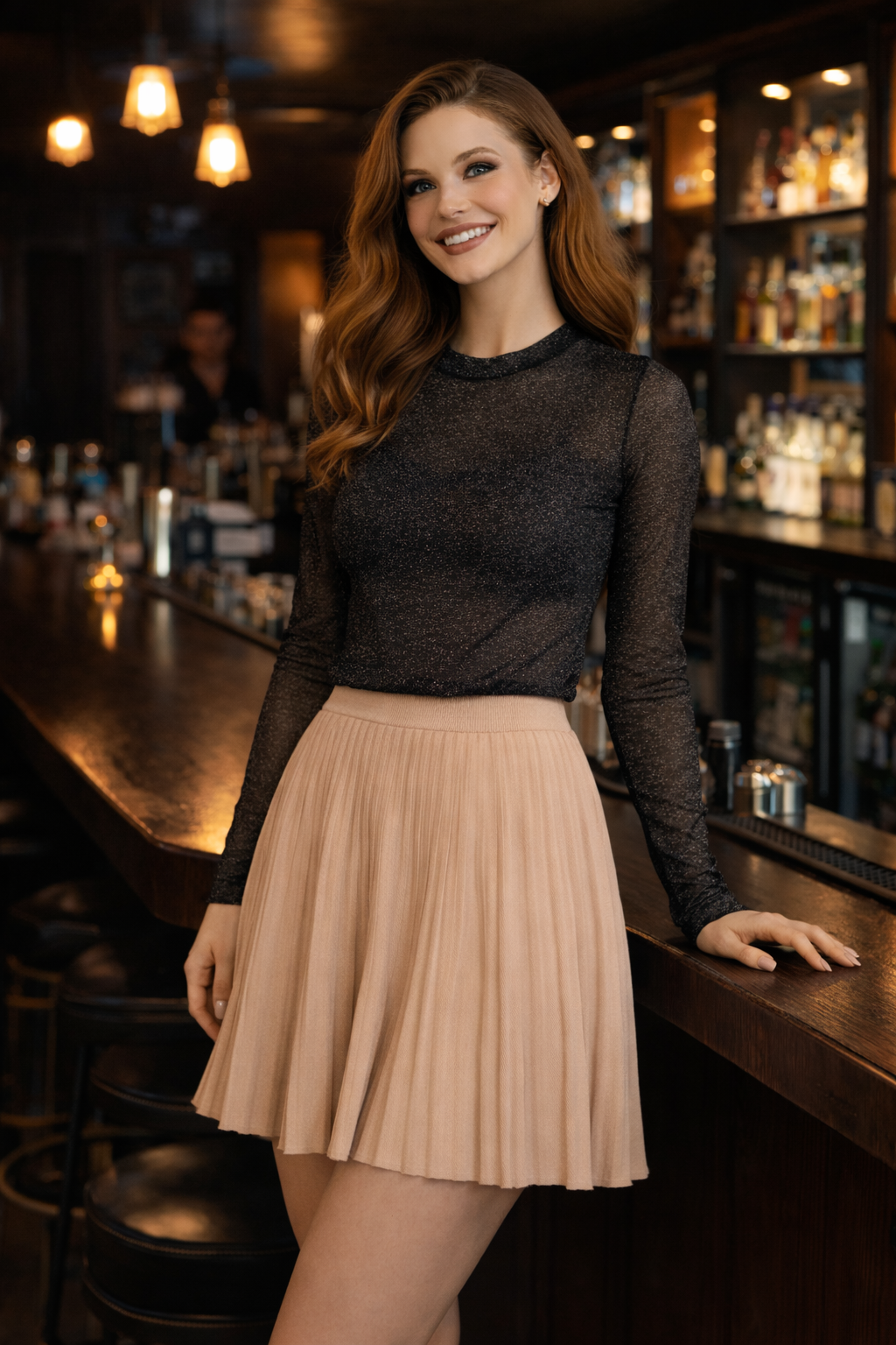 חולצה שקיפות בשרוולים