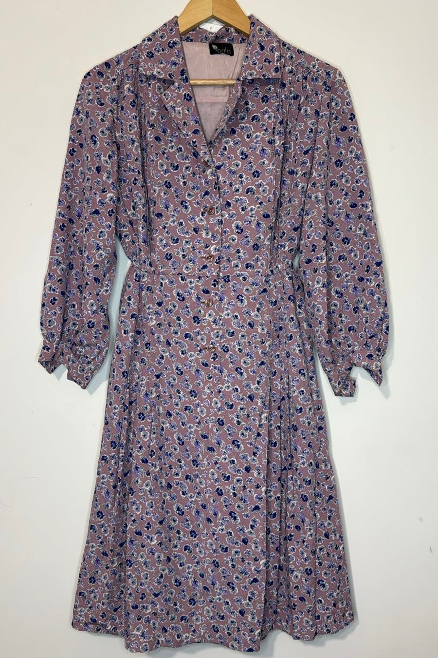 שמלת וינטג' ורודה פרחים כחולים