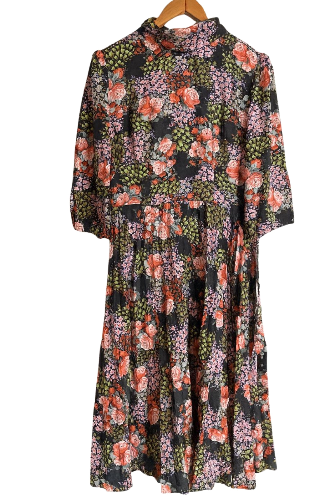 שמלת וינטג' זרי פרחים