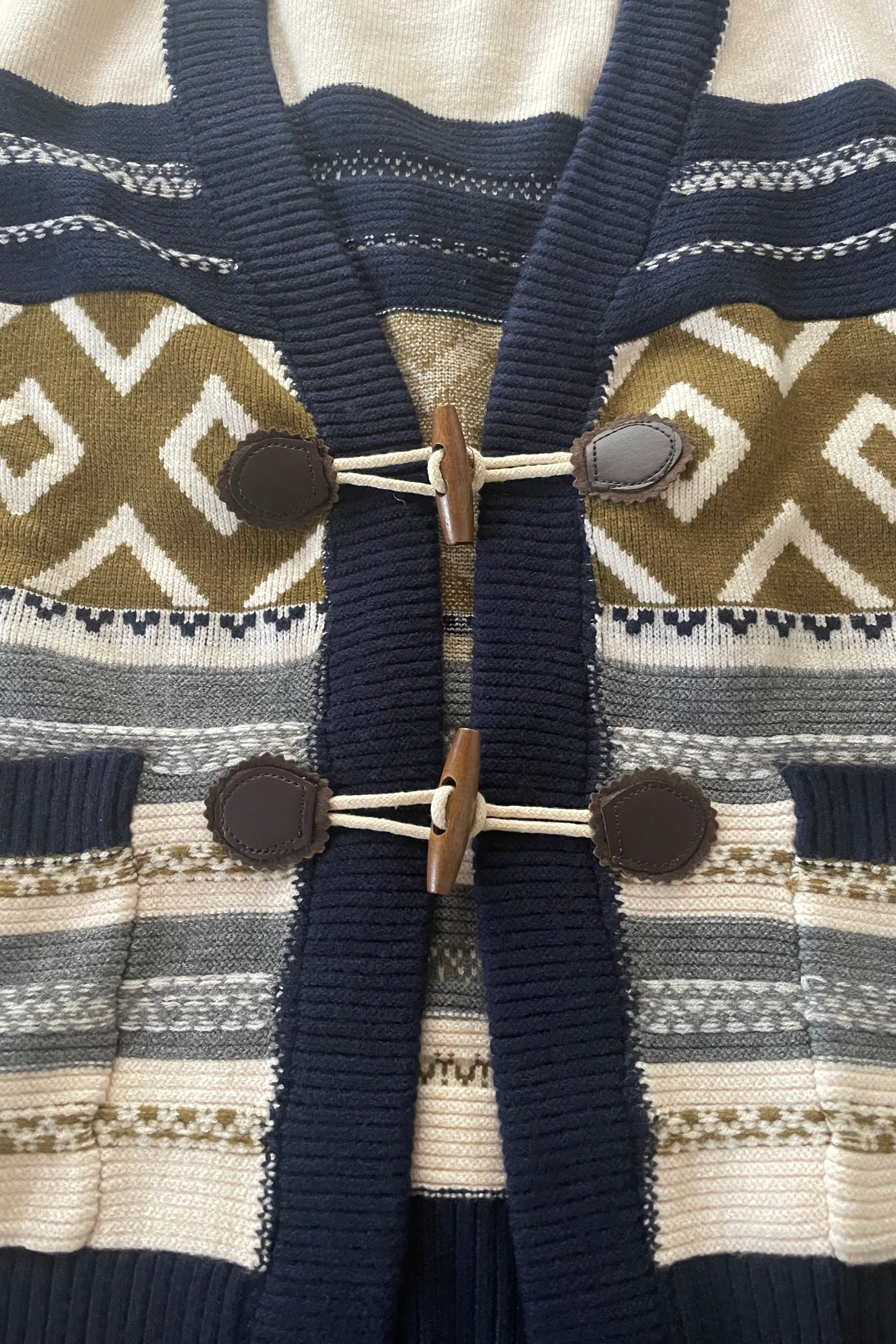 ג׳קט פסים צורות וכיסים