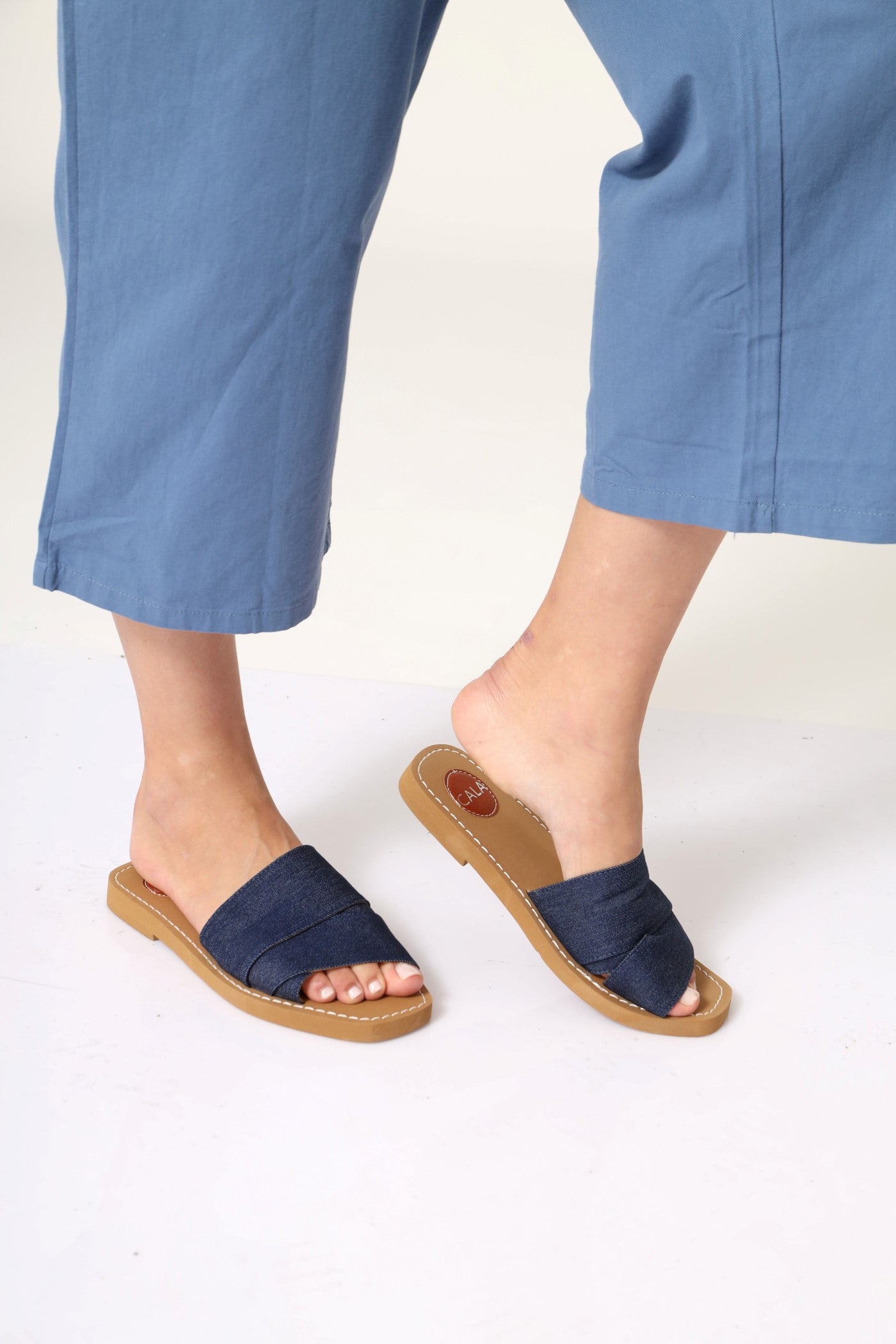 נעליי ג'ינס