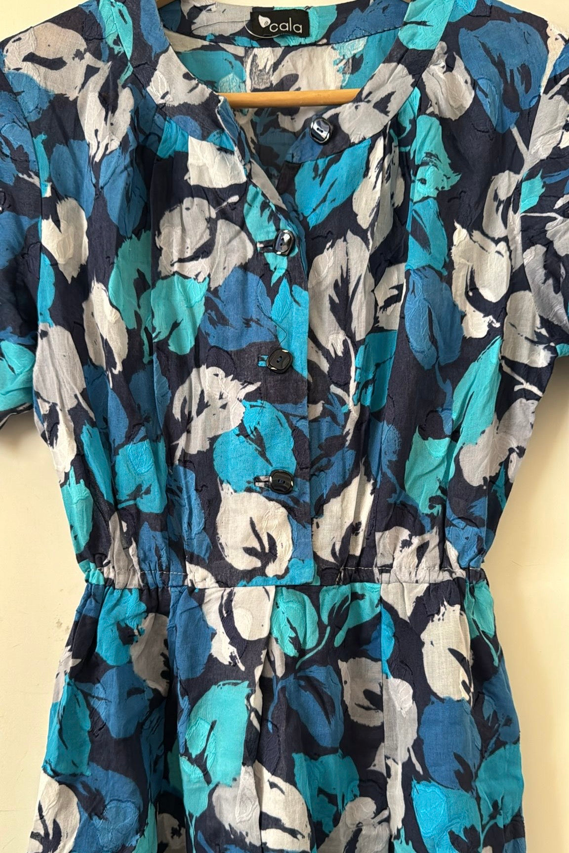 שמלת וינטג' צפיפות עלים בגווני כחול