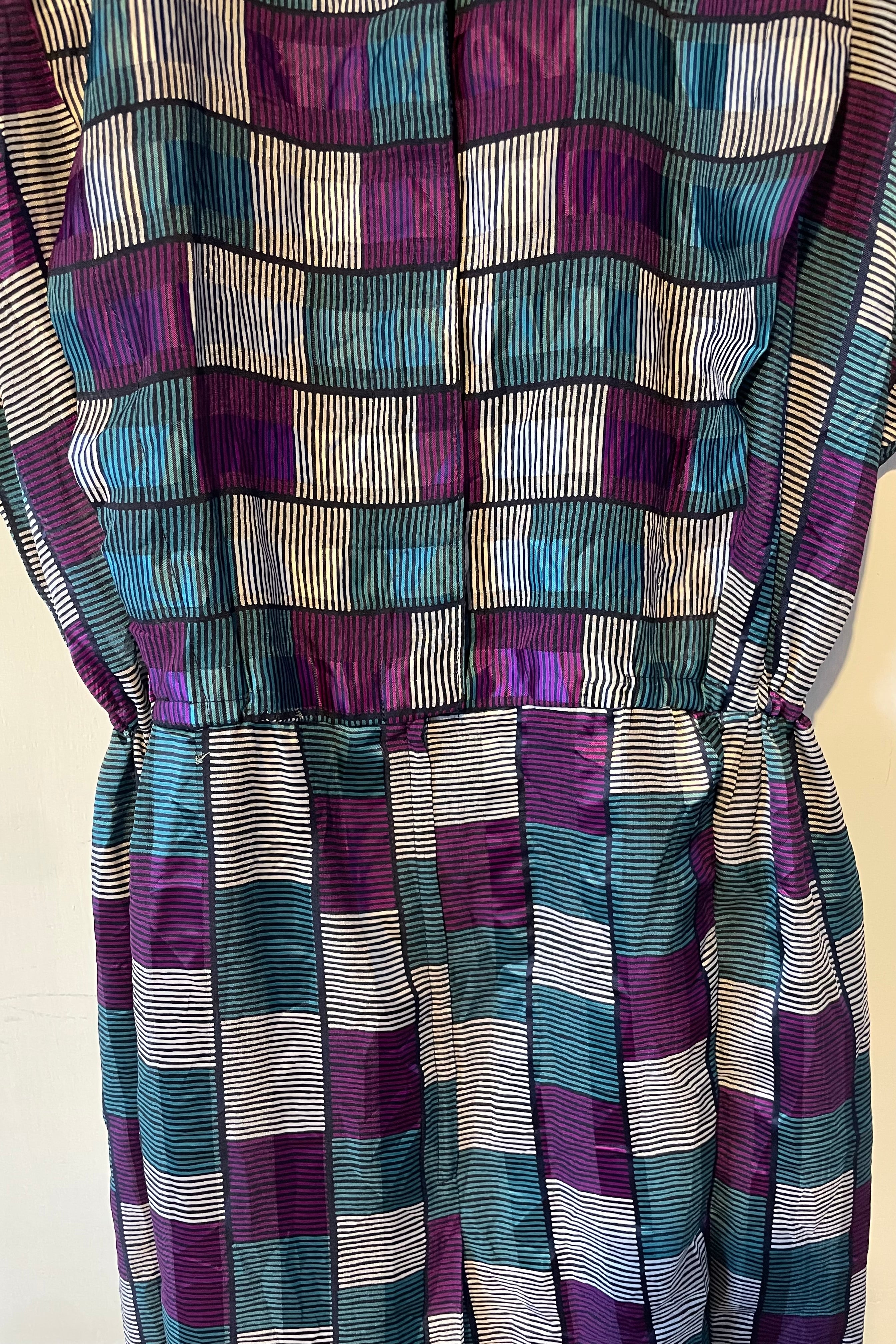 שמלת וינטג׳ מלבנים