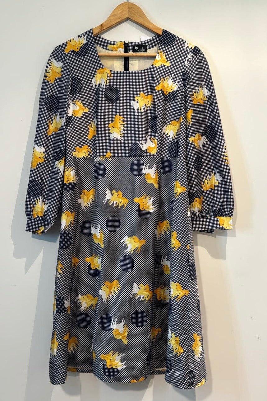 שמלת וינטג' שלישיית סוסים