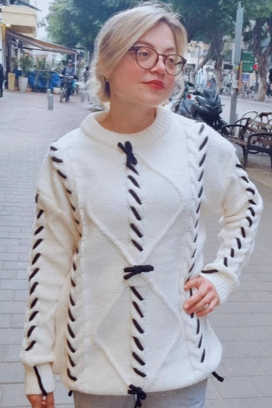 סריג תפר שחור גס