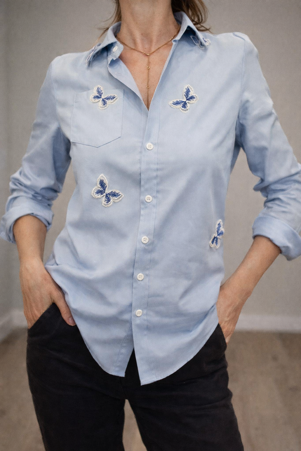 חולצת פרפרי סתו