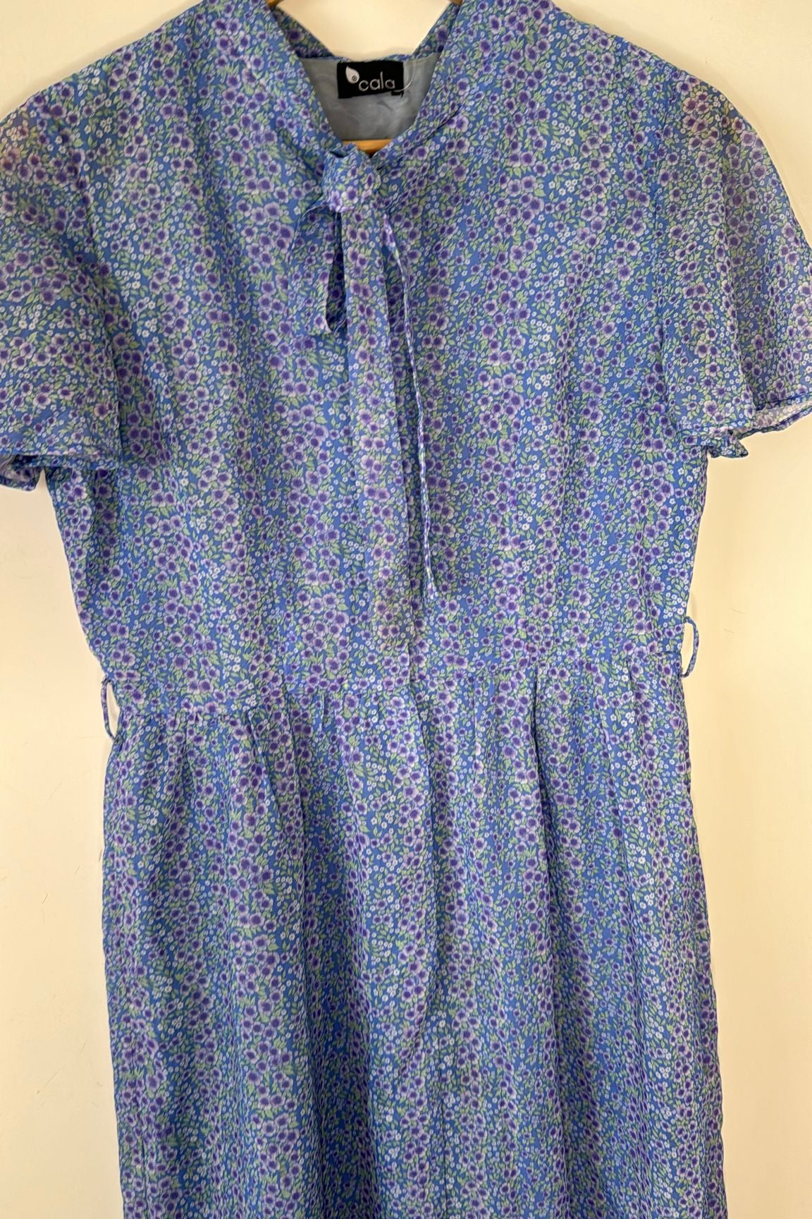 שמלת וינטג' קשירה קדמית פרחים סגלגלים