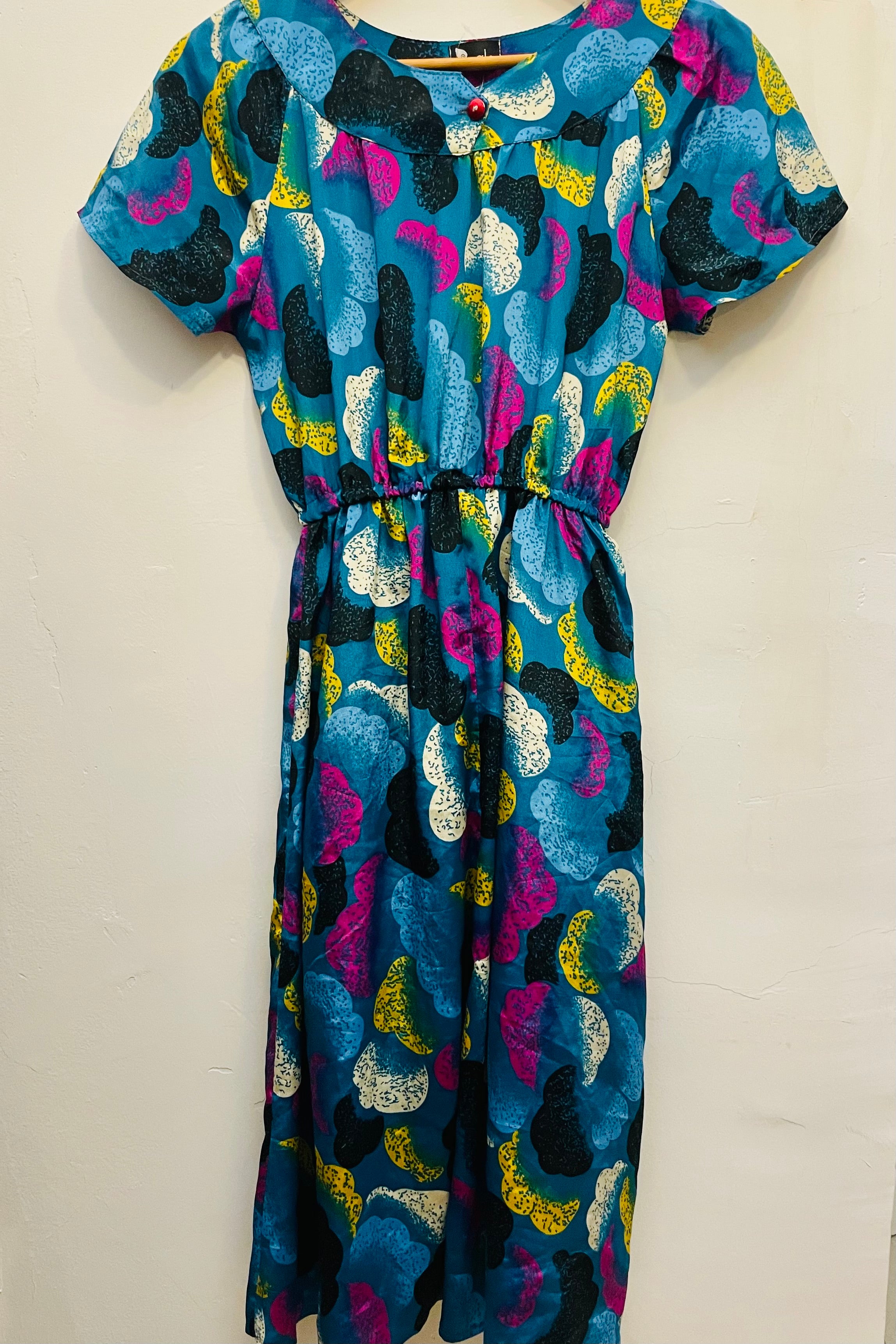 שמלת וינטג׳ עננים