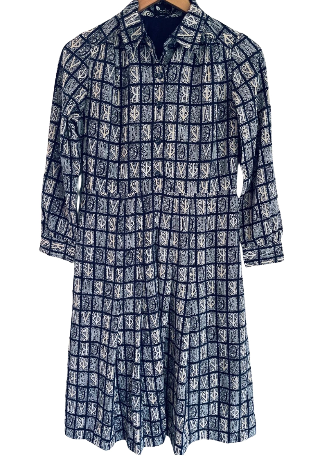 שמלת וינטג' אותיות