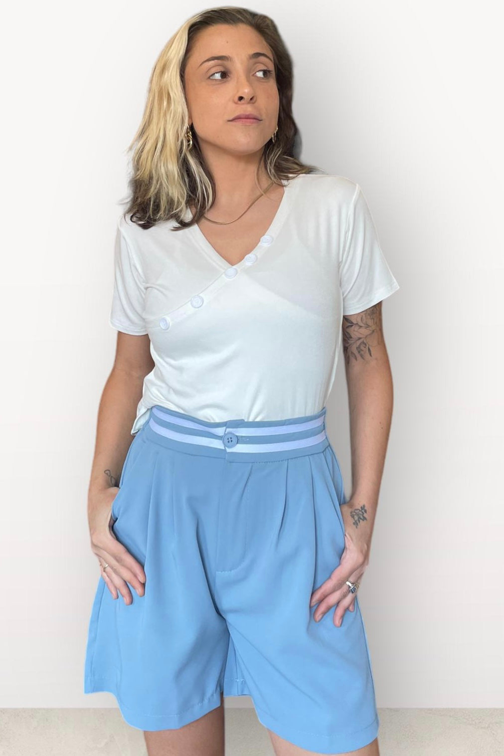 מכנסי חגורת פסים