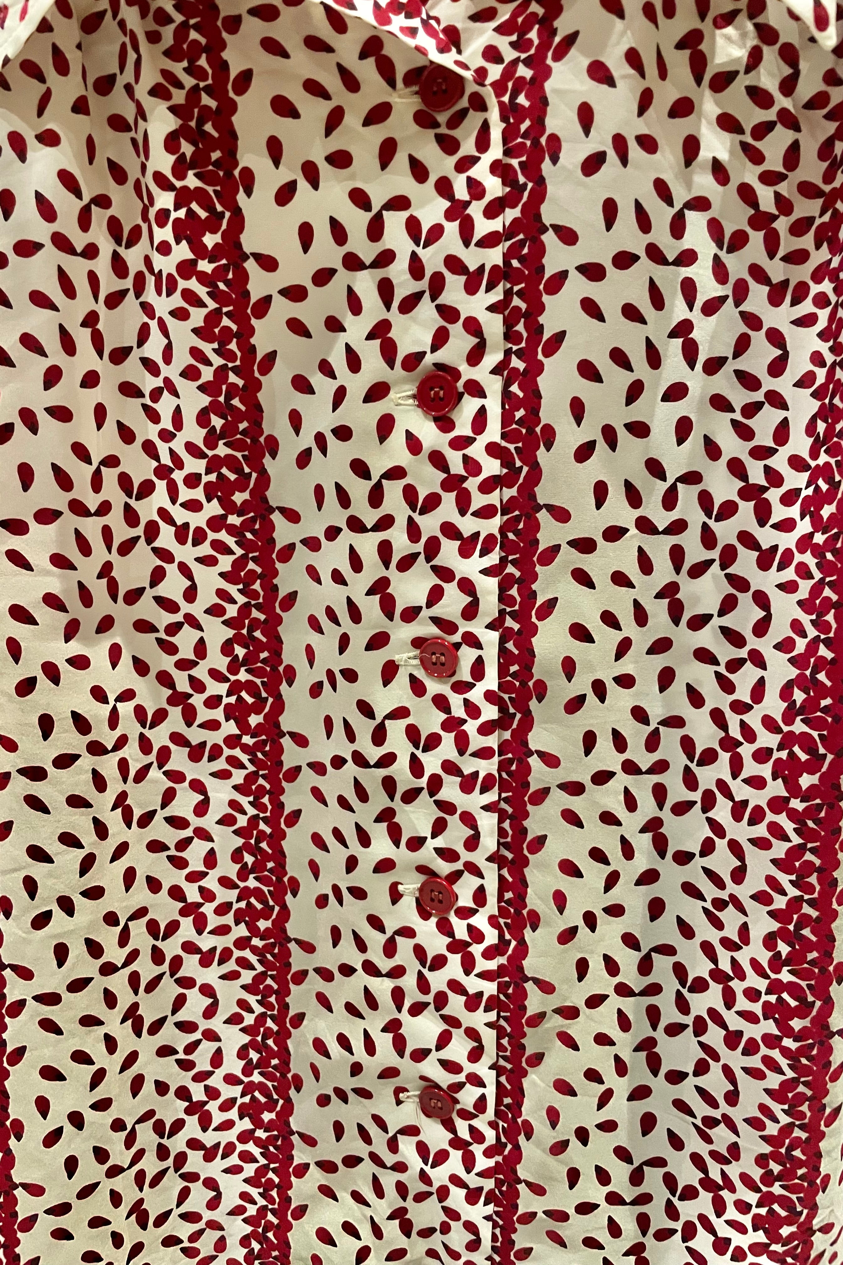 חולצת וינטג׳ אדומית