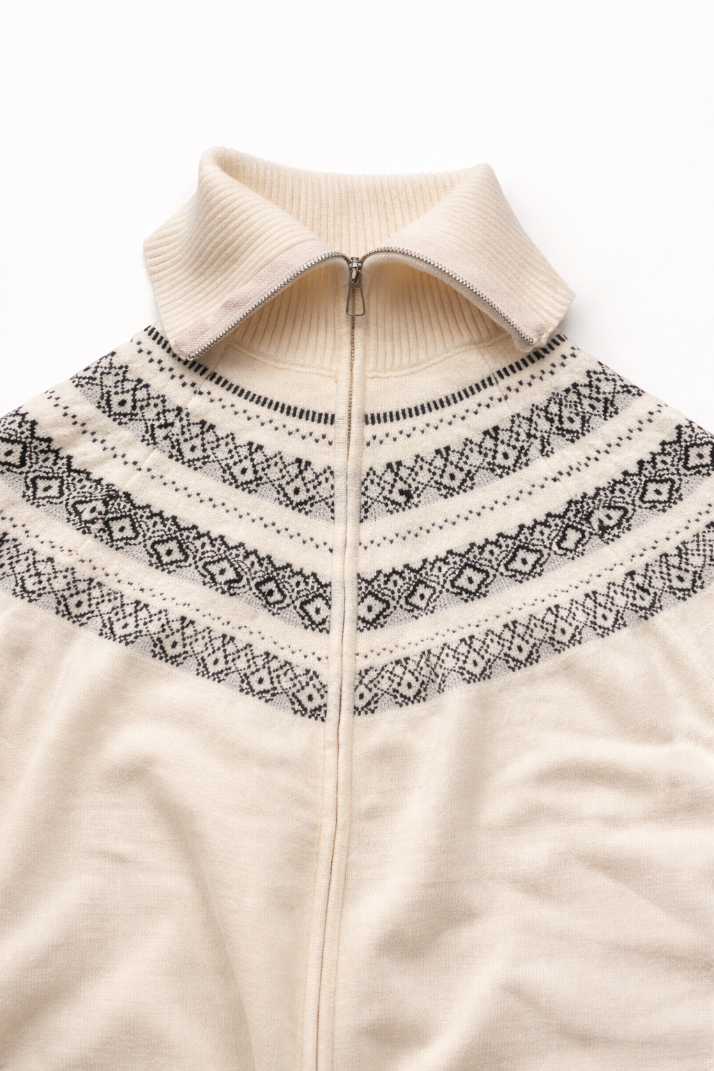 קרדיגן טקסטורת תחרה