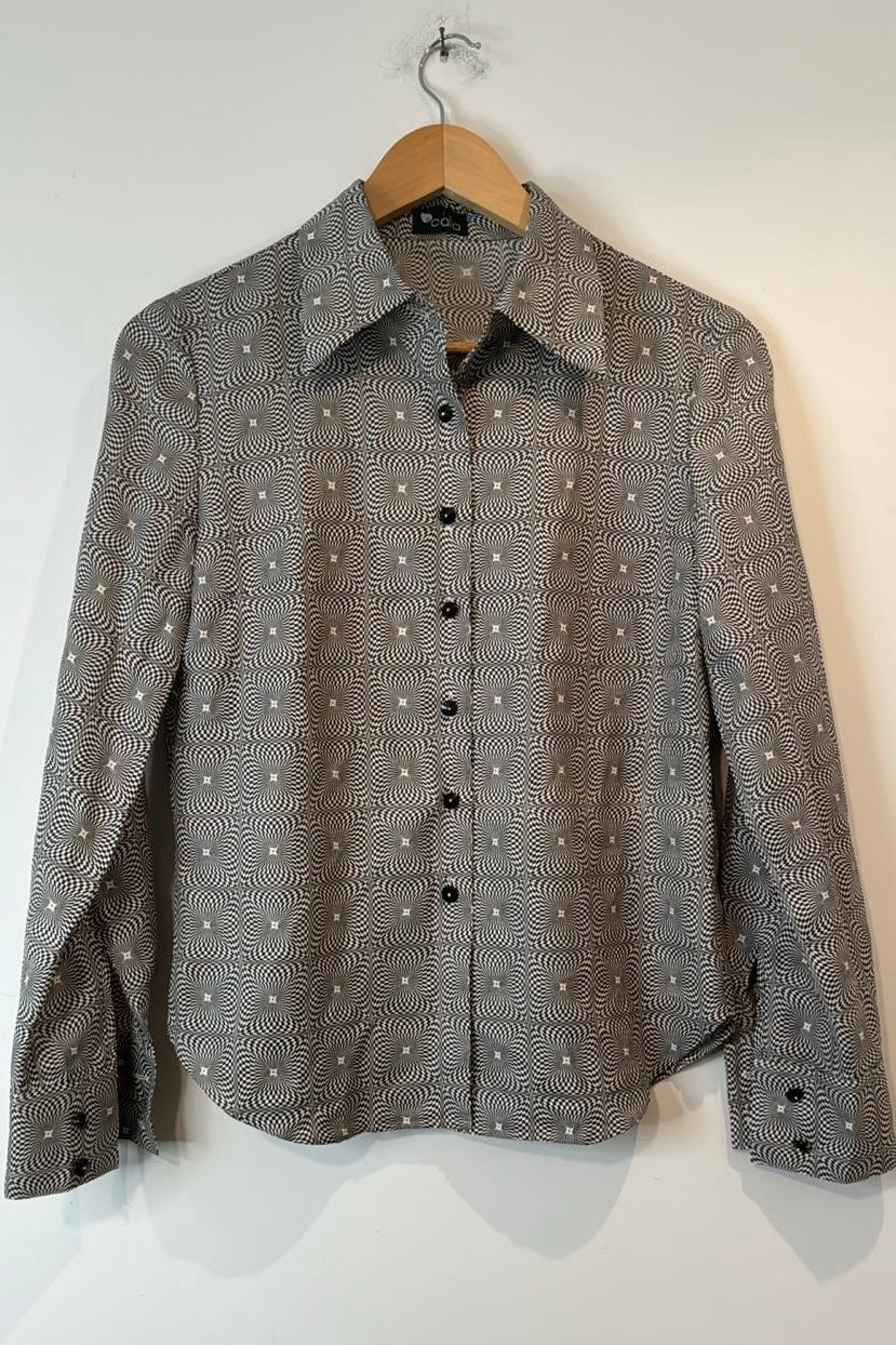 חולצת וינטג' תעתועים שחור לבן