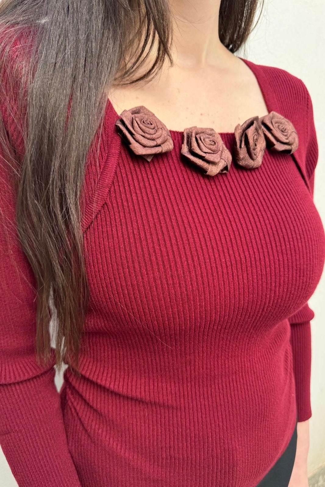 סריג 4 ורדים