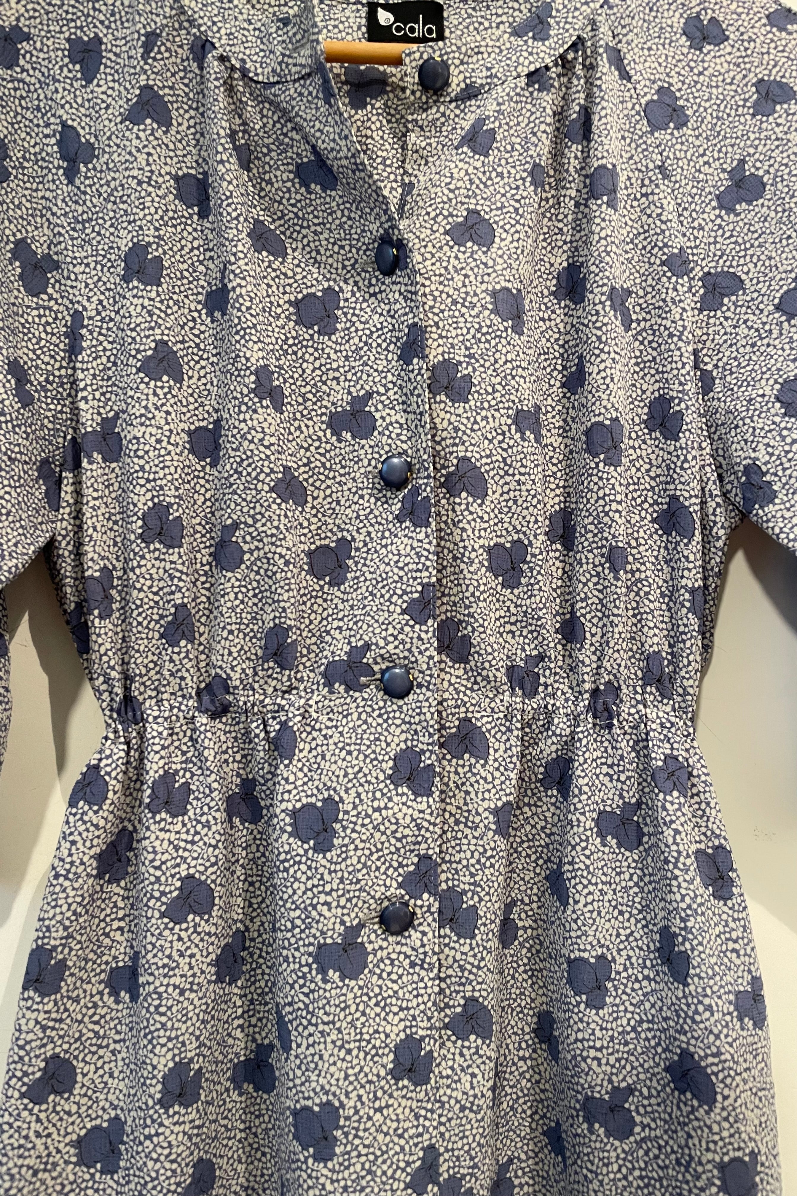 שמלת וינטג׳ תלתן