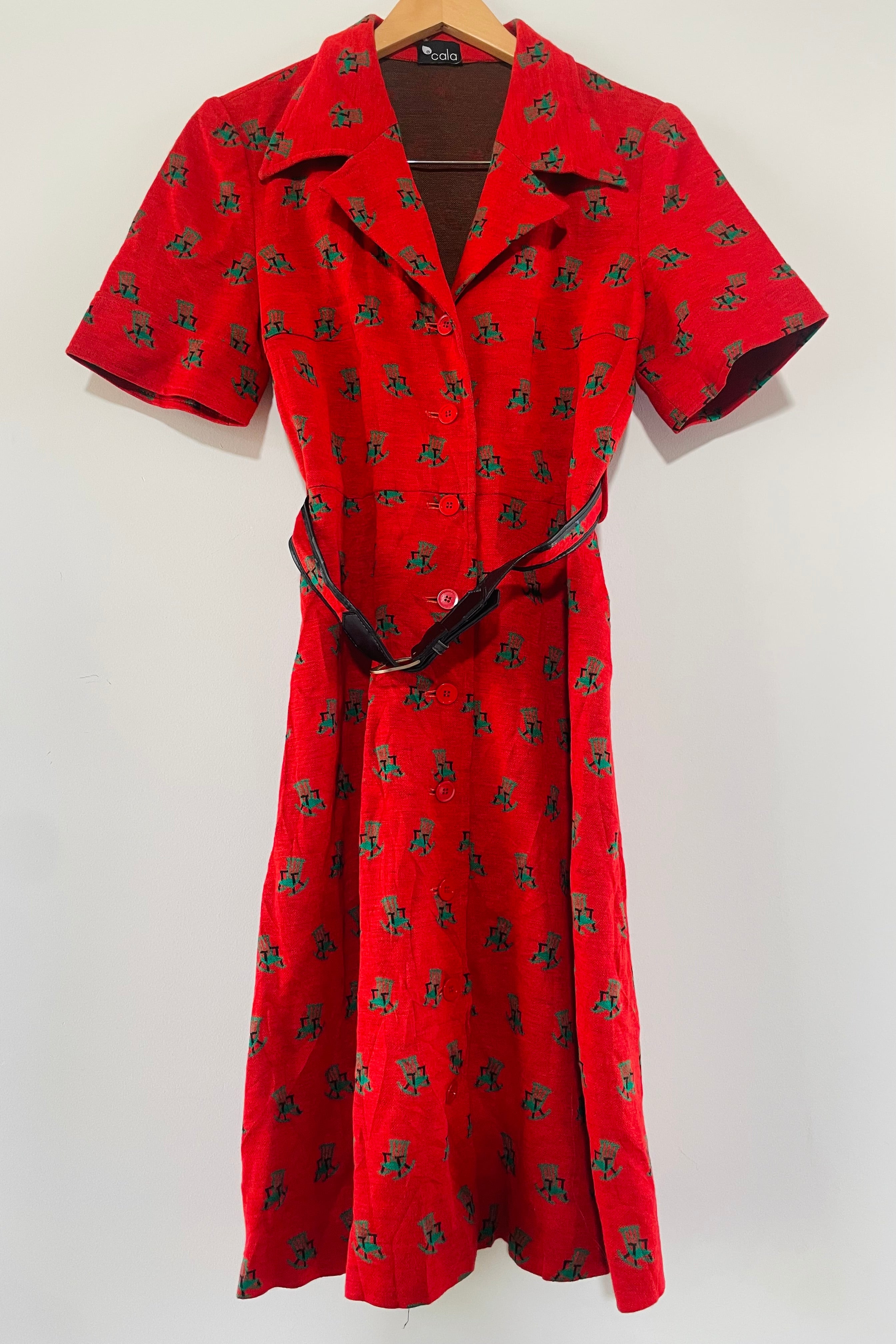 שמלת וינטג׳ כיסא נח