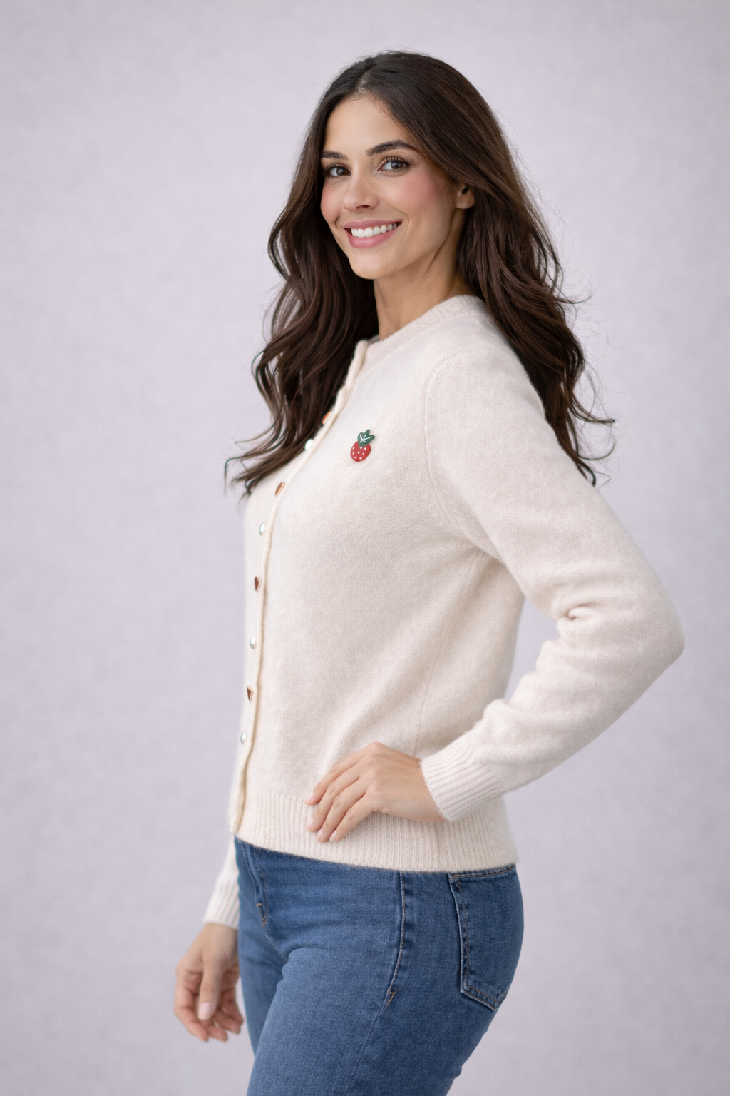 קרדיגן כפתורים וקישוט