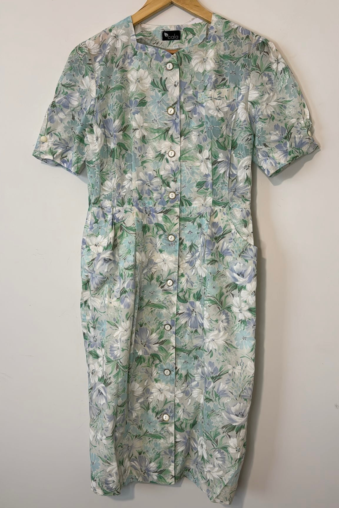 שמלת וינטג' פרחונית פסטלית ירוקה