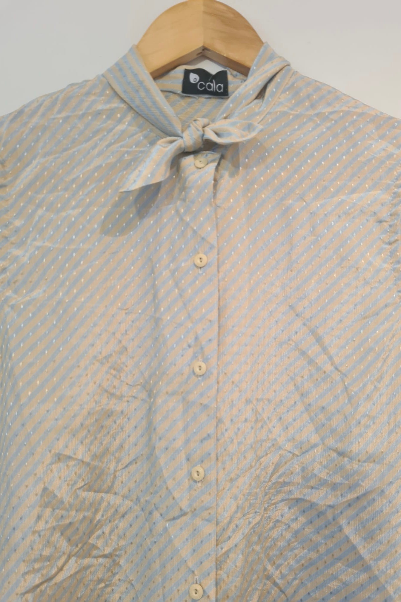 חולצת וינטג' ללא שרוול קשירה קדמית