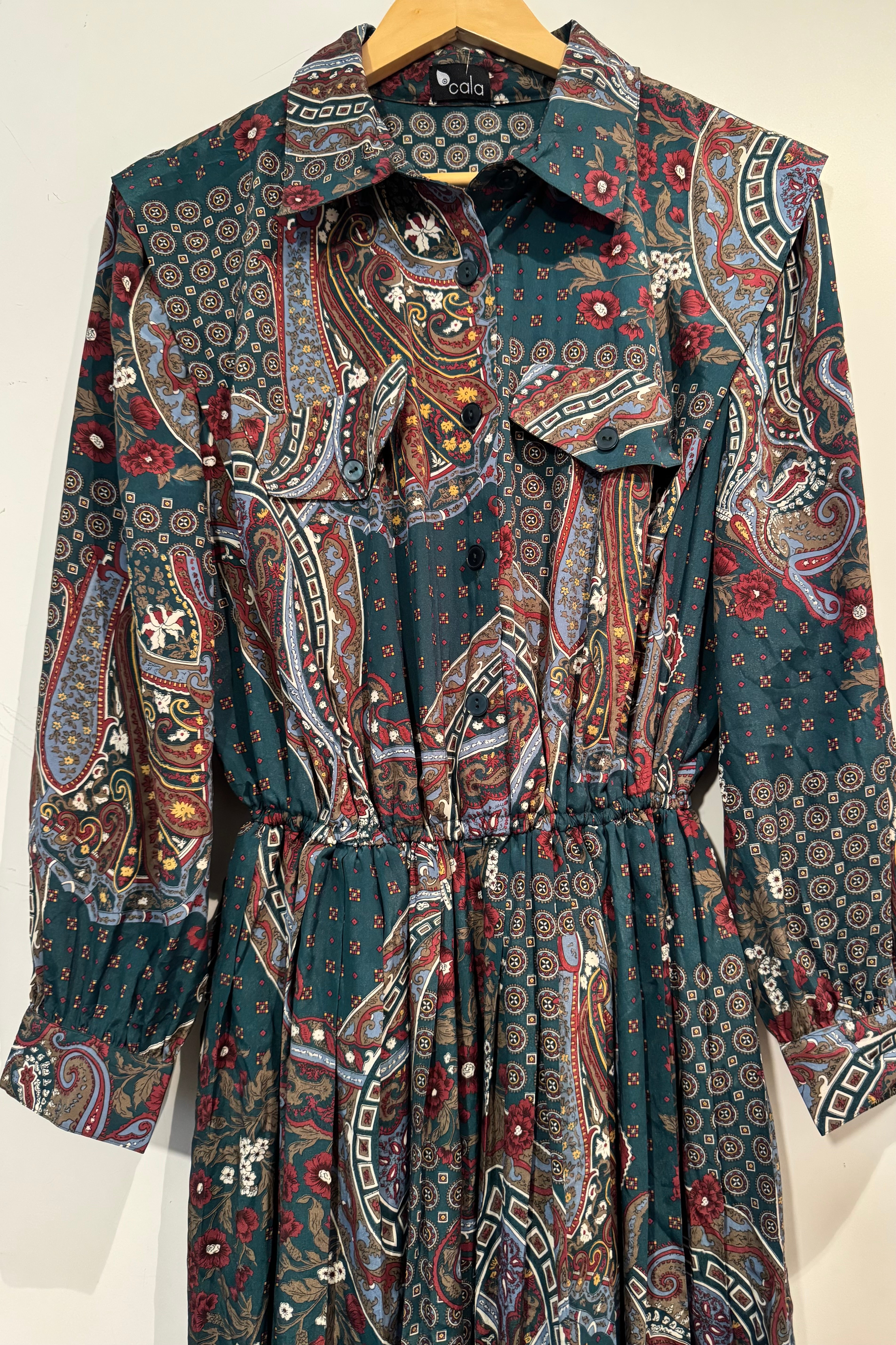 שמלת וינטג׳ גלילית