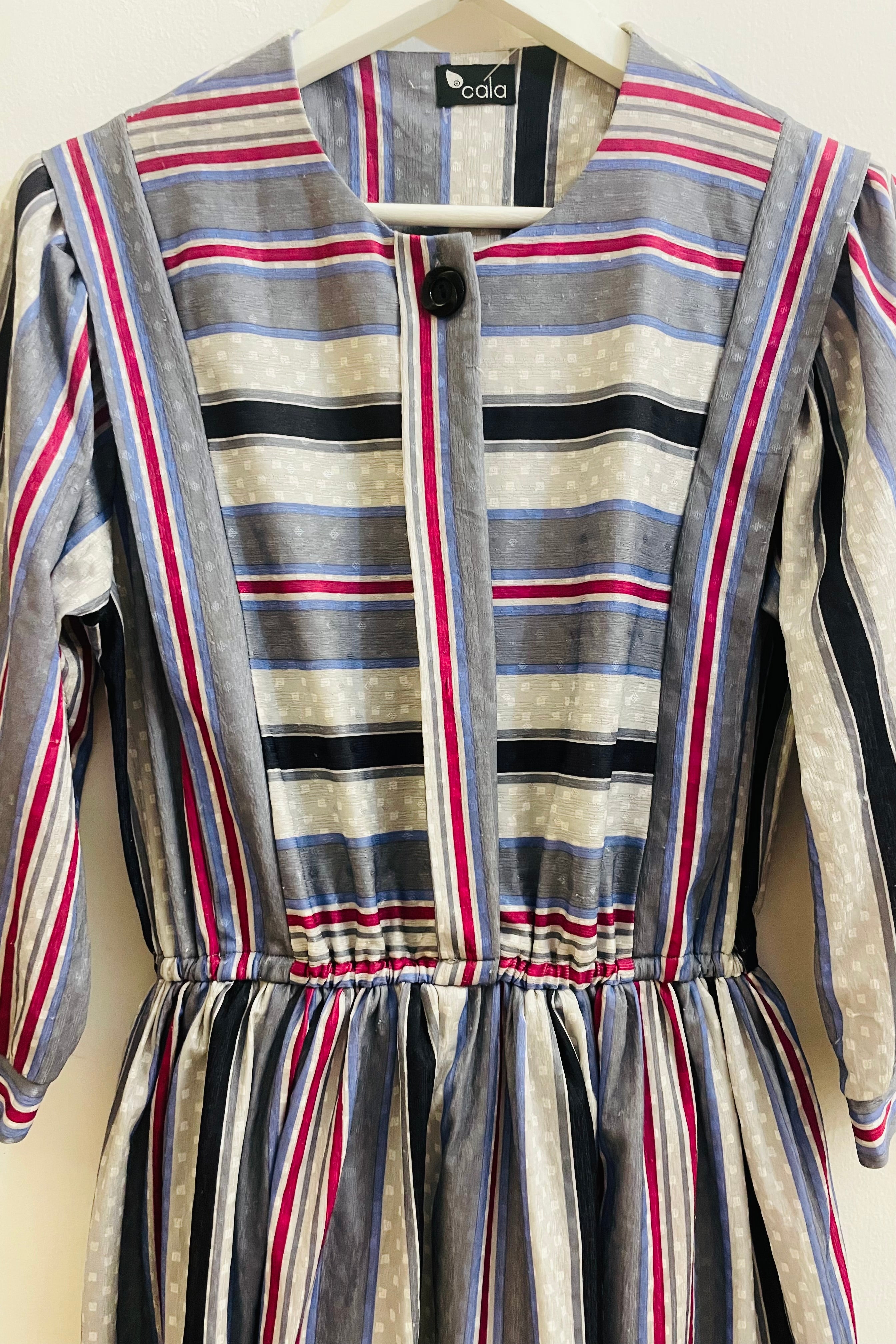 שמלת וינטג׳ נעמה