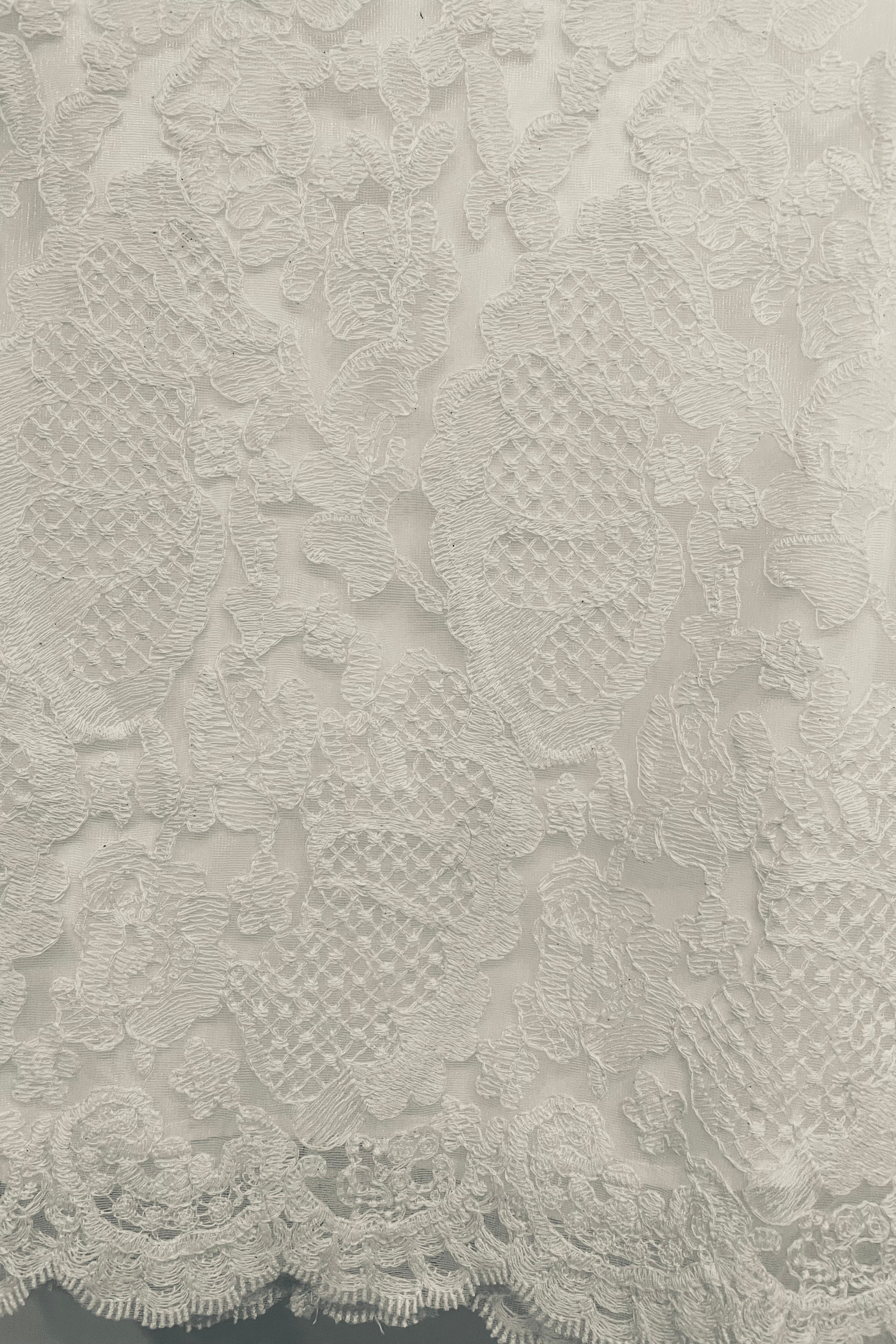 חולצה שרוולי תחרה