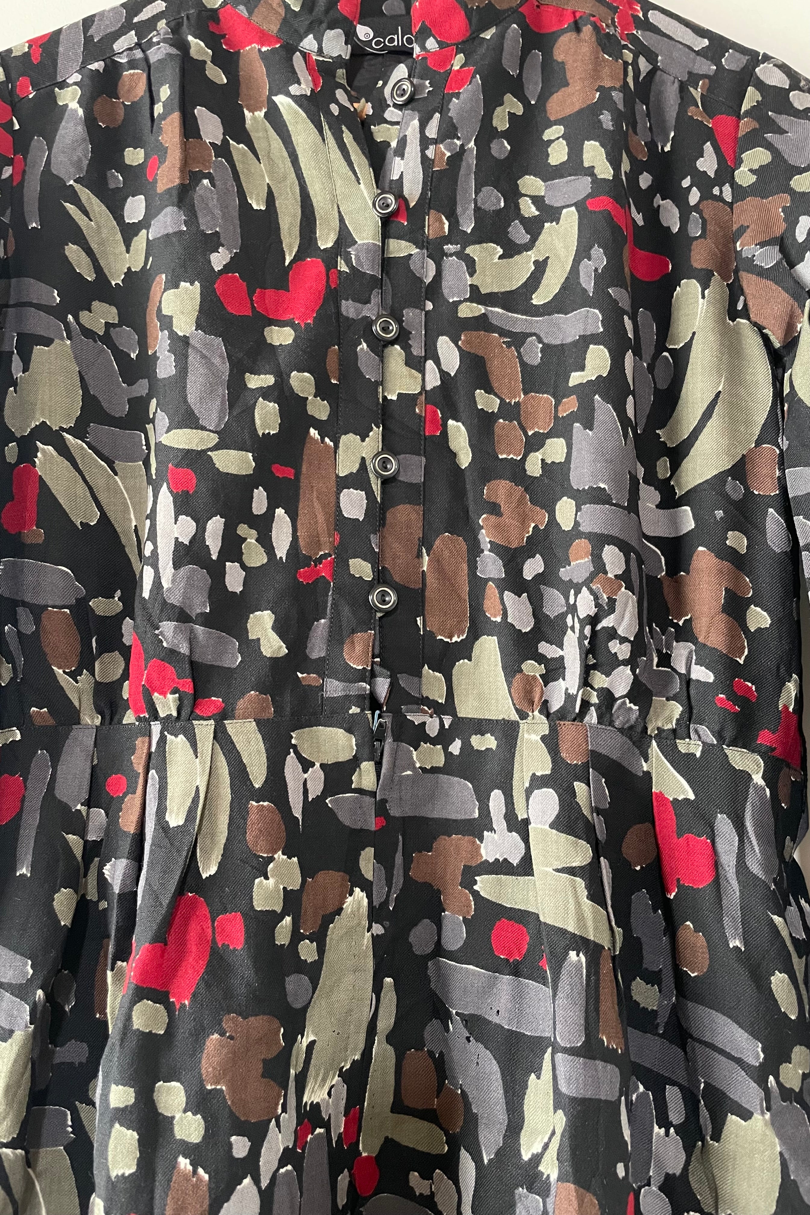 שמלת וינטג׳ לבבות