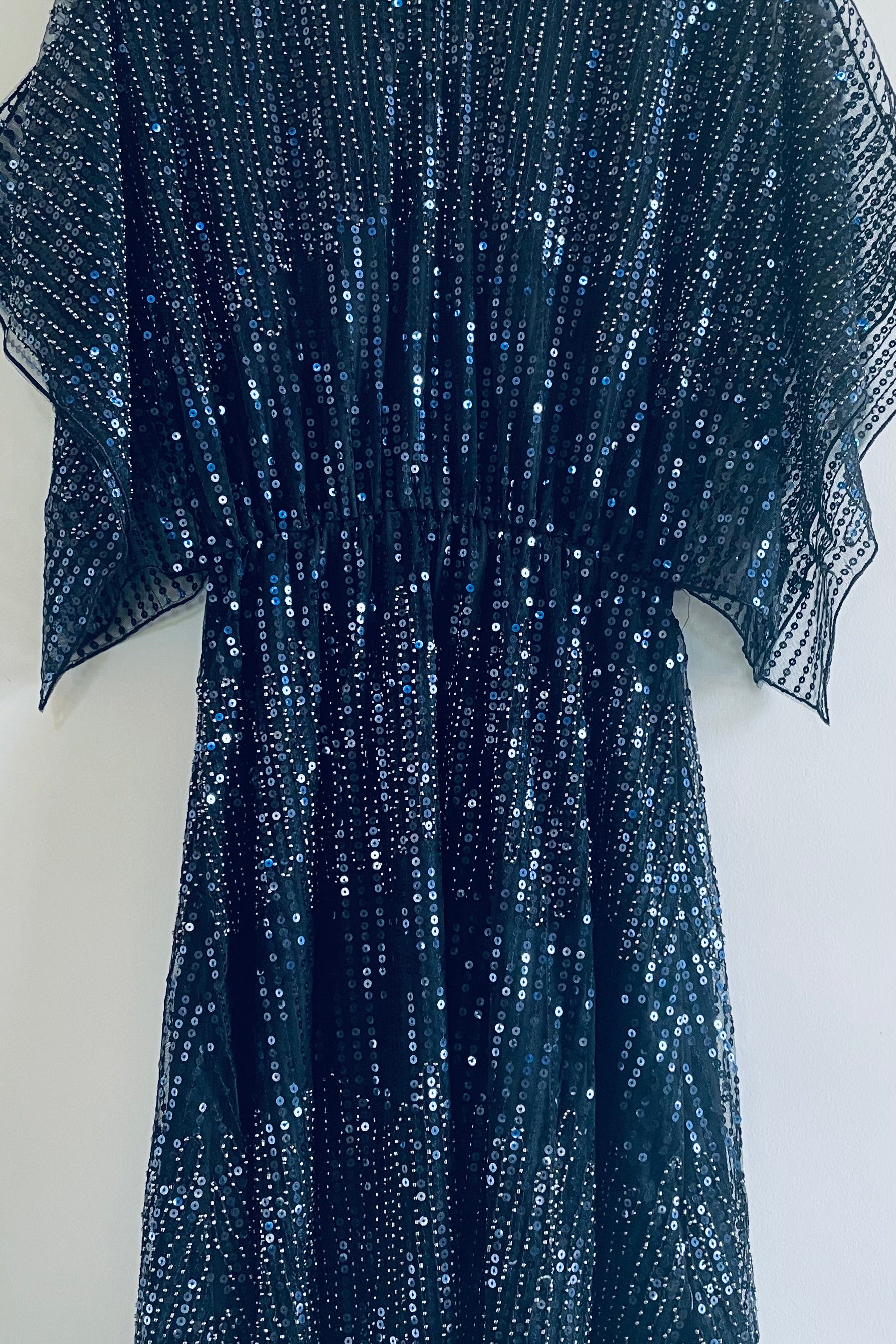 שמלת פאייטים כחולה