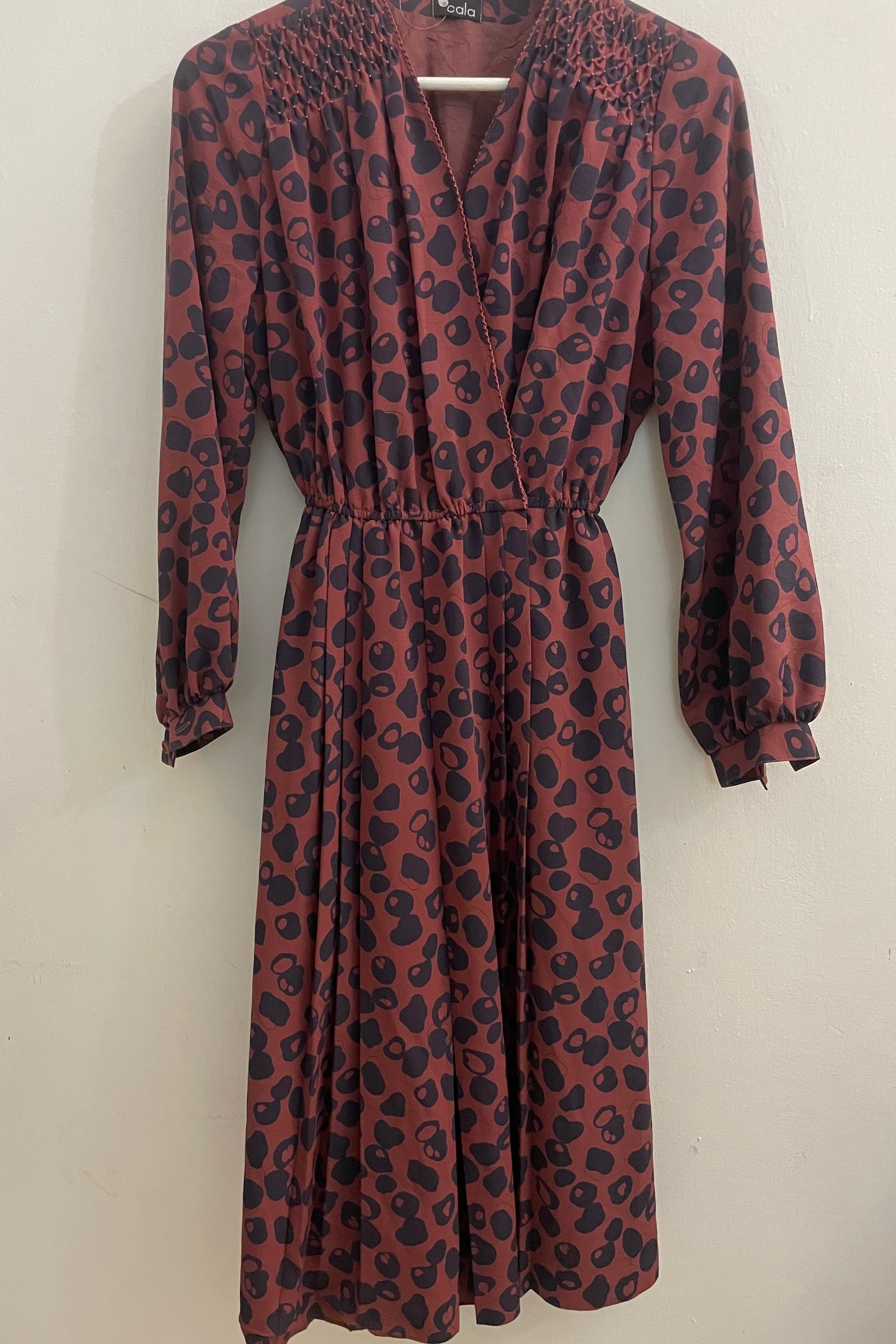 שמלת וינטג׳ אמרטו.