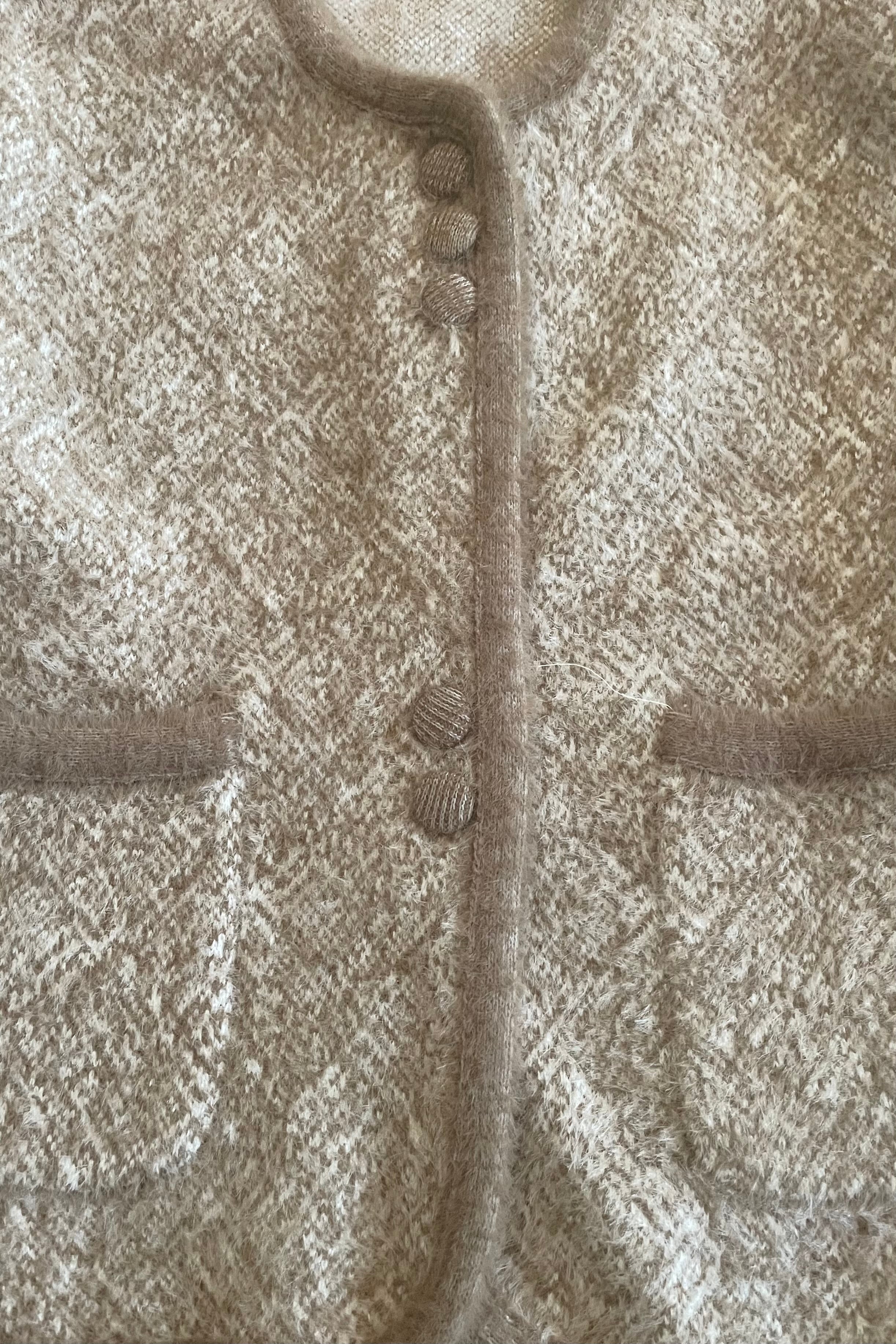 ג׳קט סביב בג׳