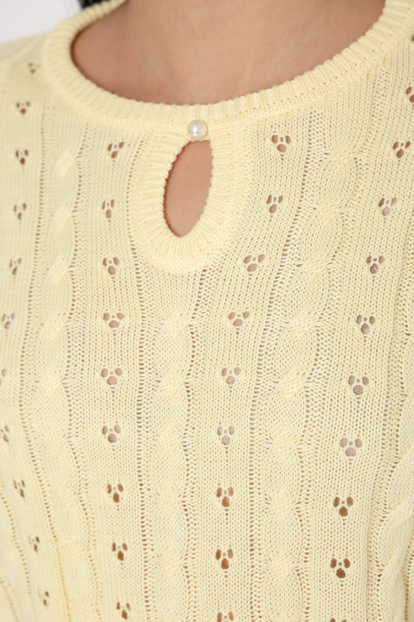 סריג טקסטורה צהובה