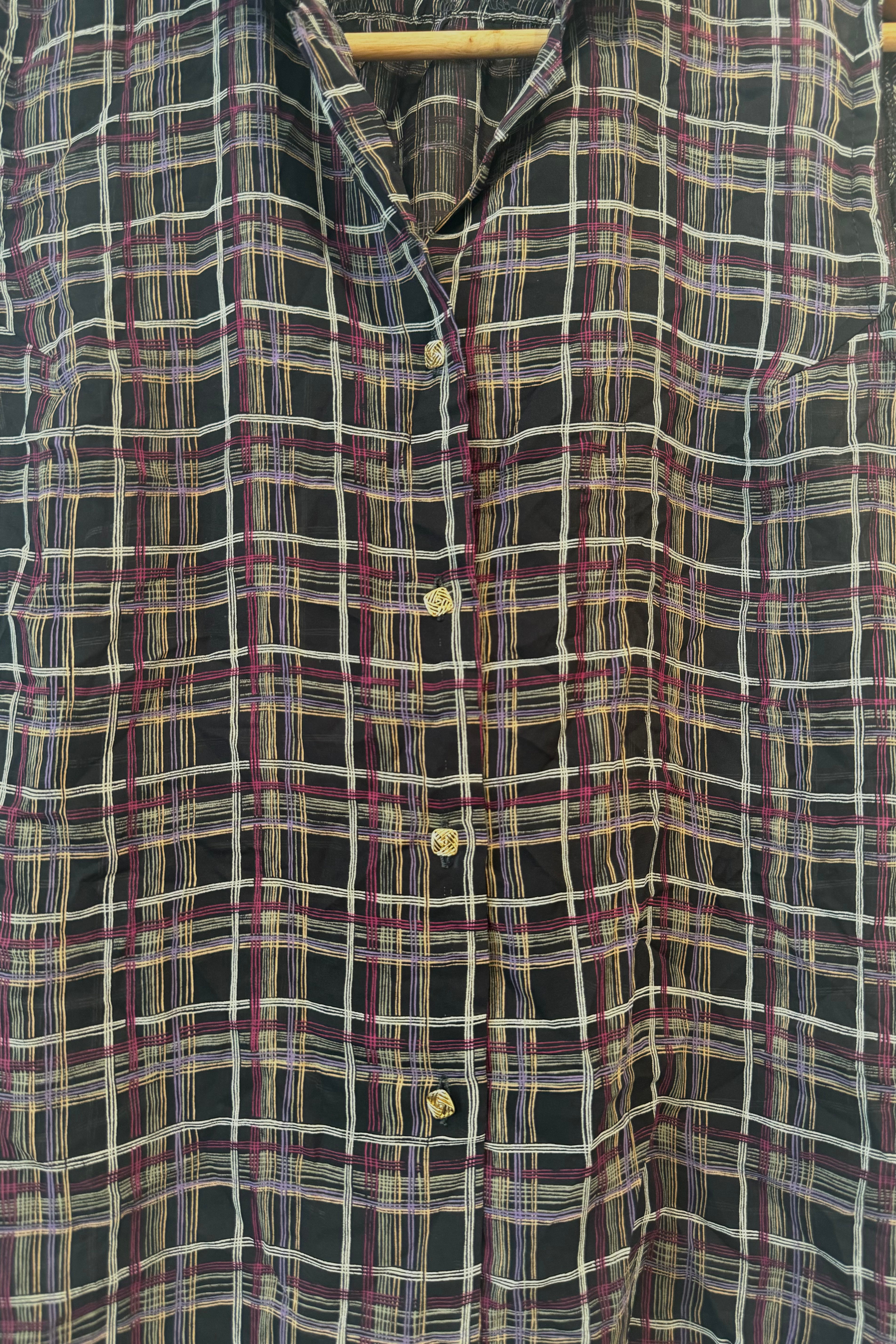 חולצת וינטג׳ גדר שחורה