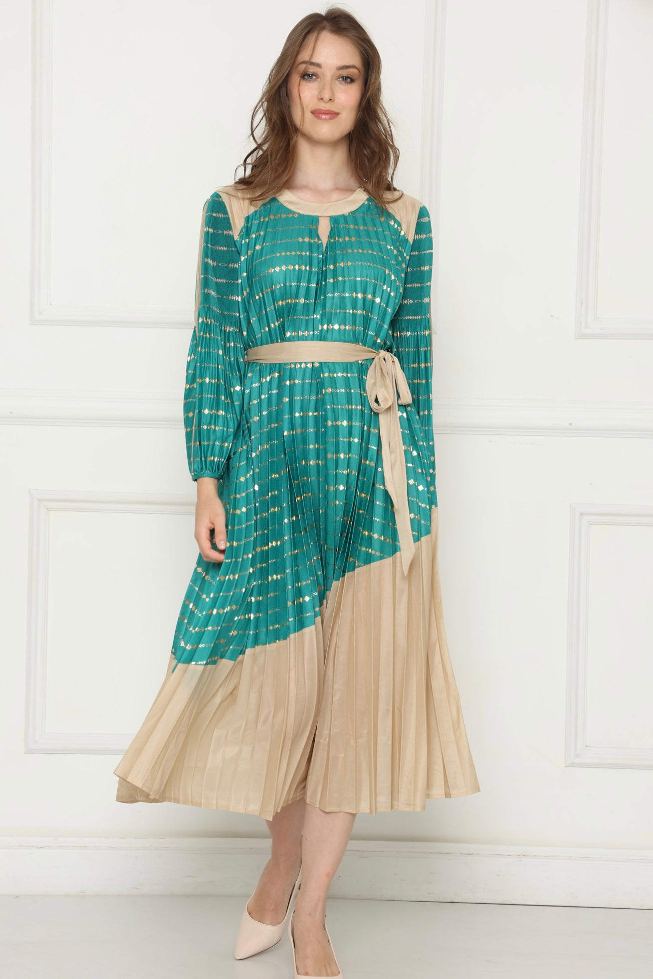 שמלה חצי ירוק