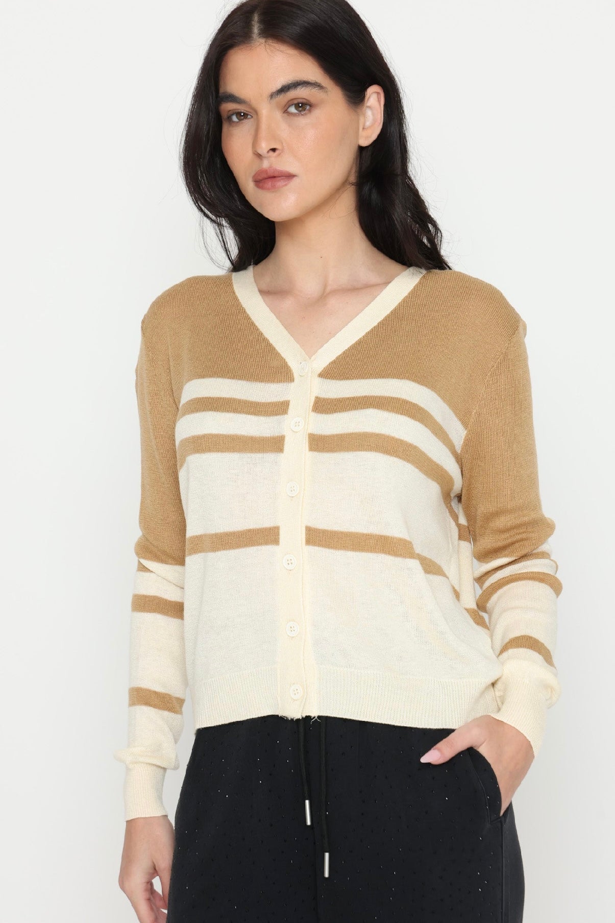 קרדיגן פסי בז'