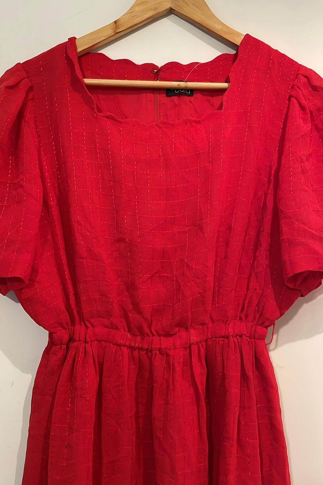 שמלת וינטג' אדומה