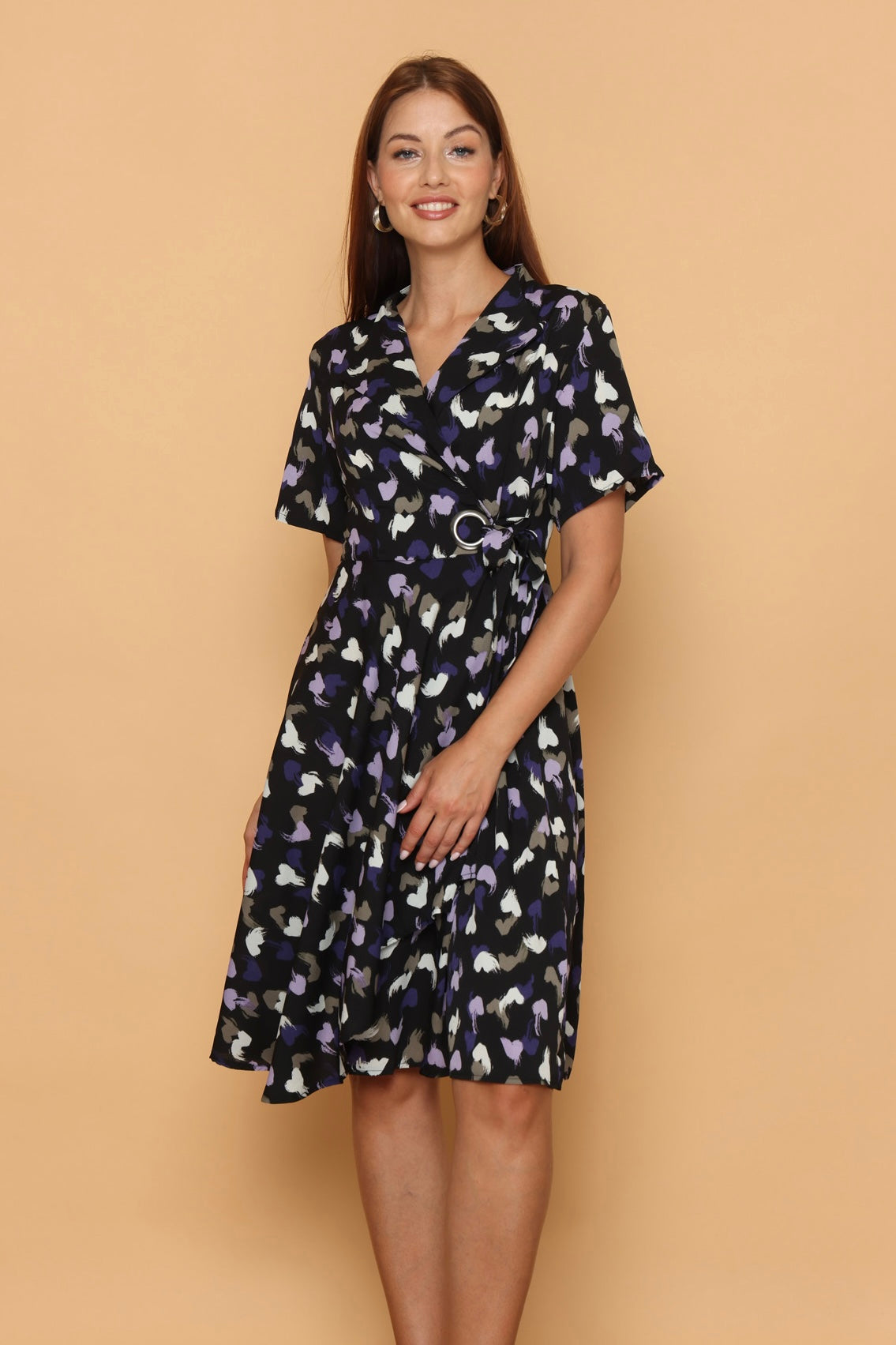 שמלת עלים לבבות עם שרוול קצר