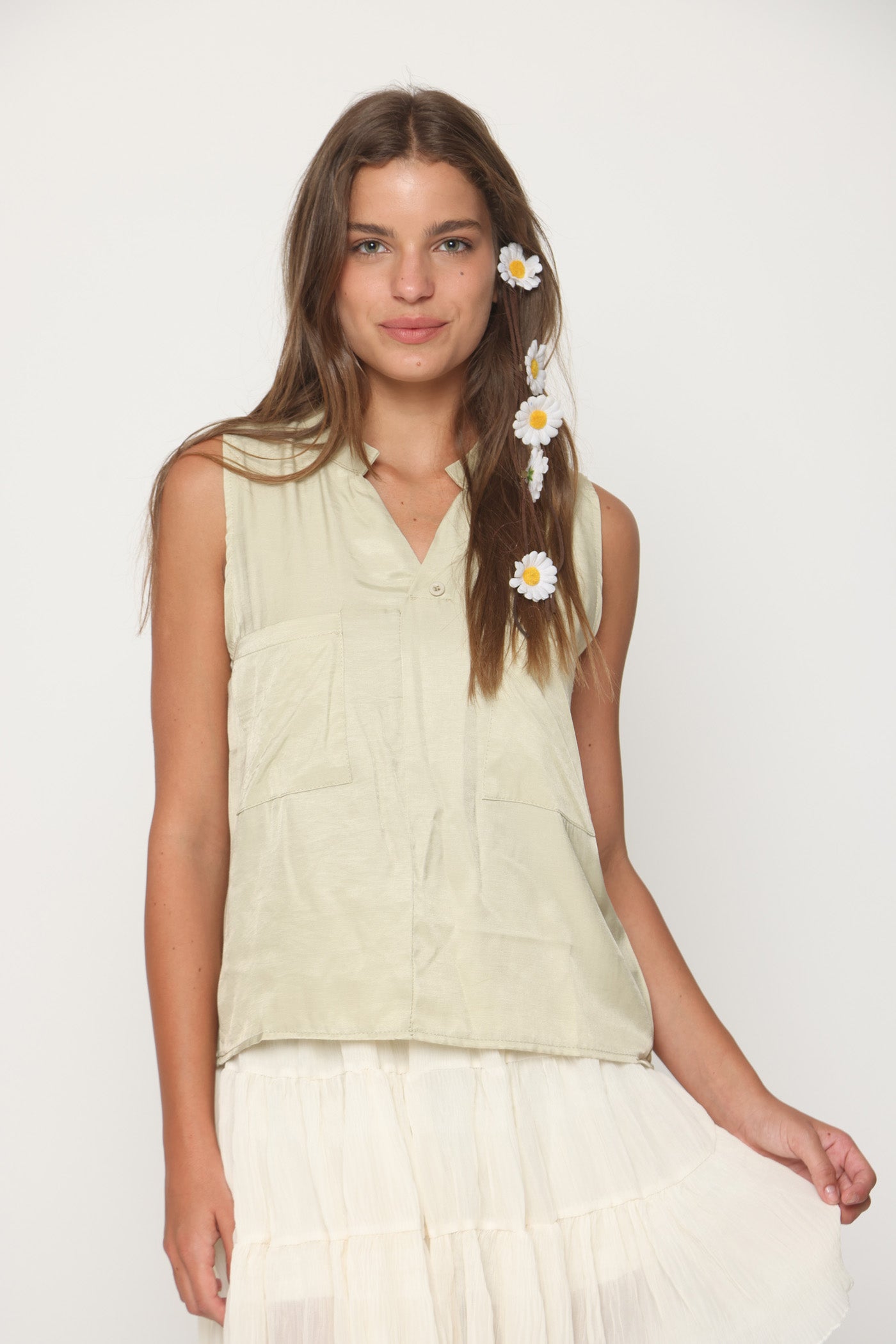 גופיה חלקה שני כיסים בז'