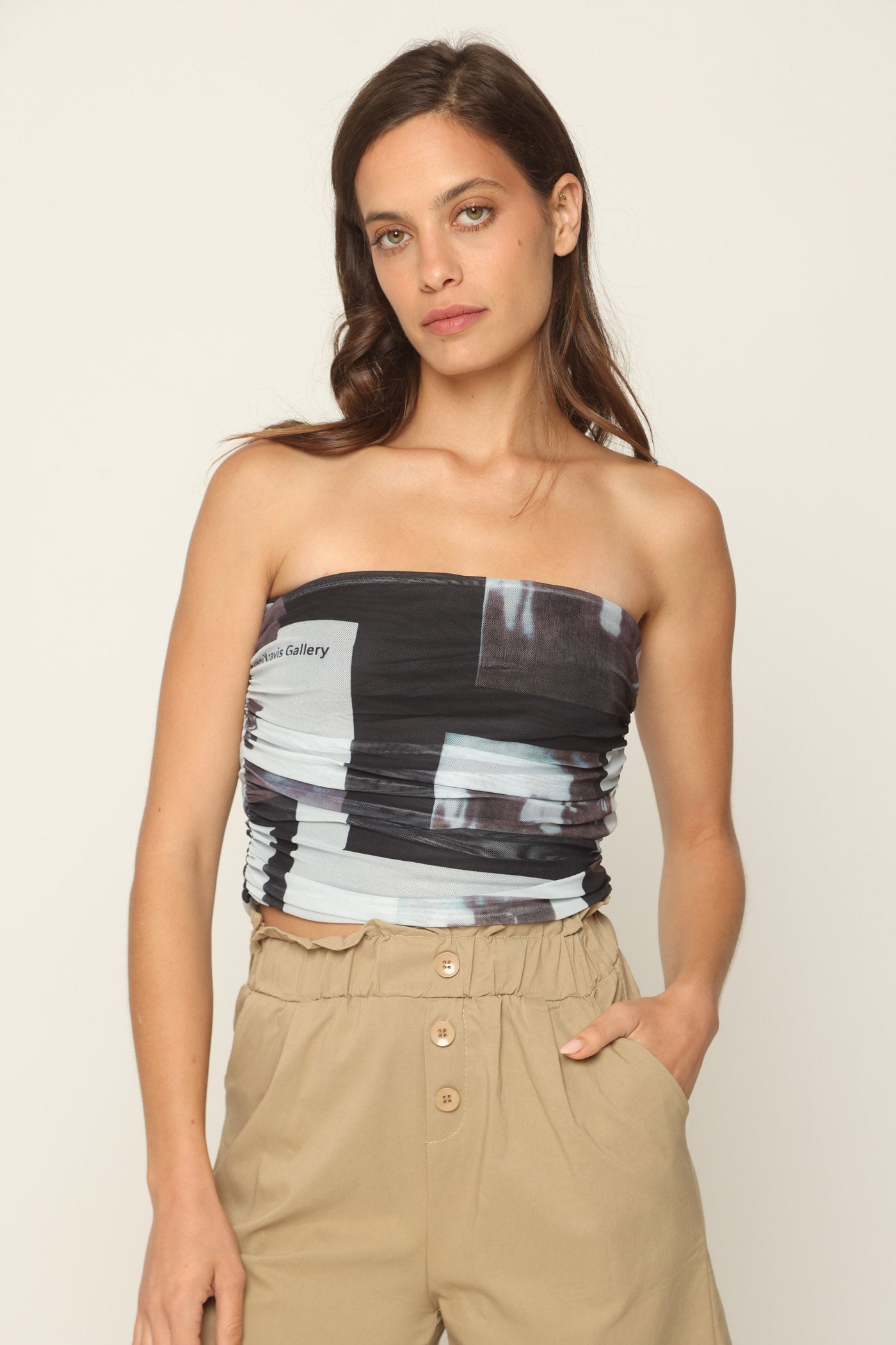 גופיית סטרפלס מקטעים