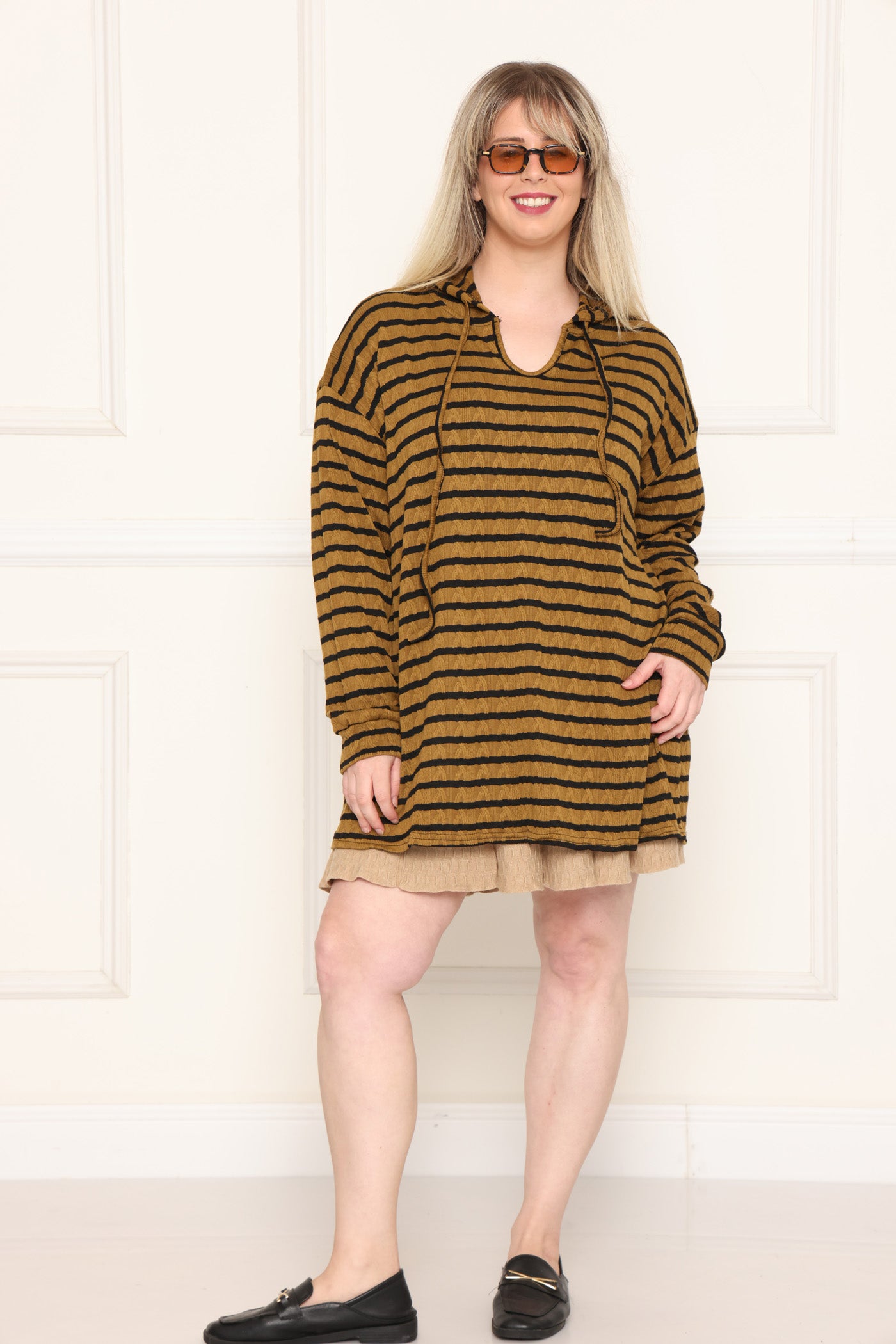 חולצת קפוצ'ון פסים