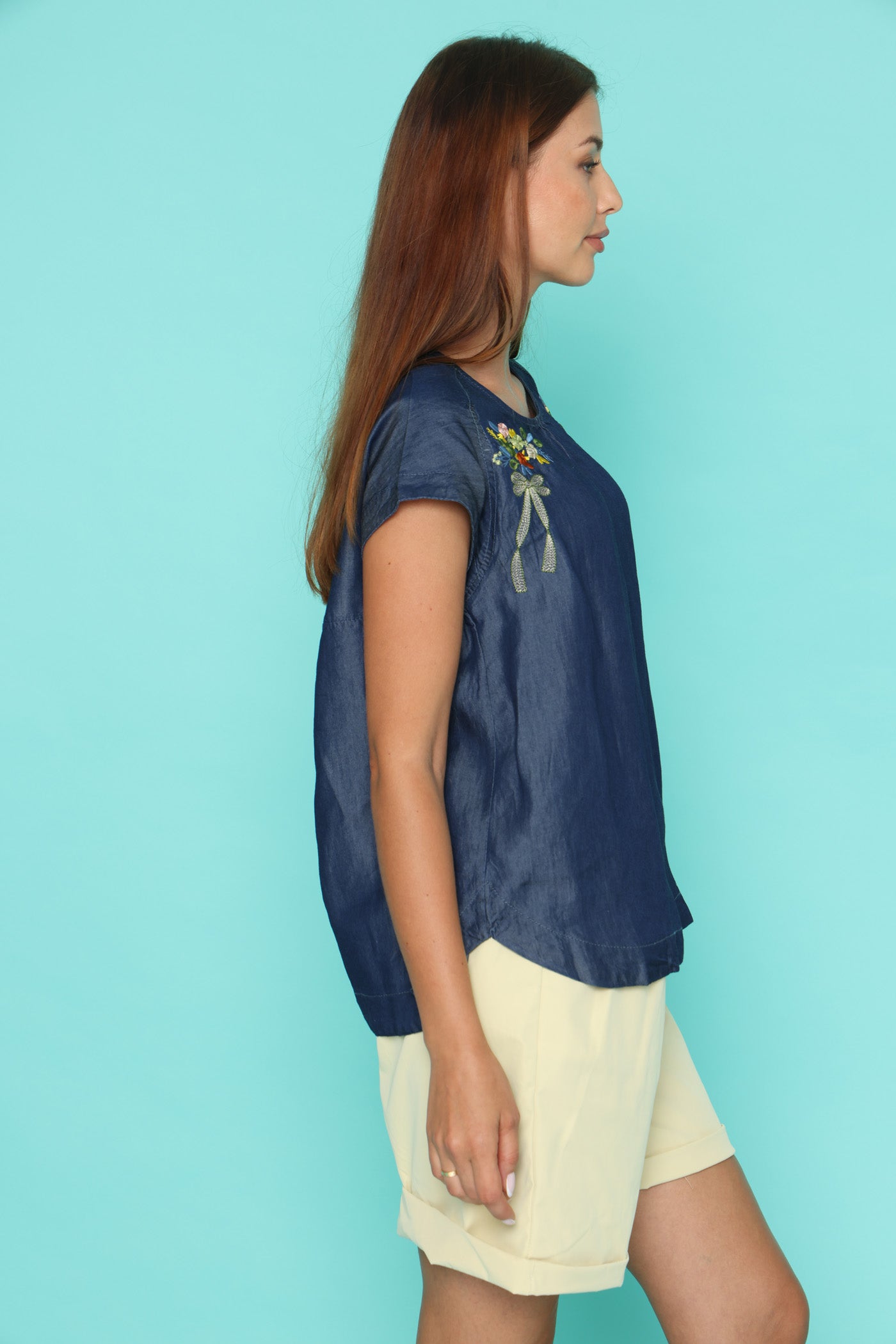 חולצת שני צידי פרחים