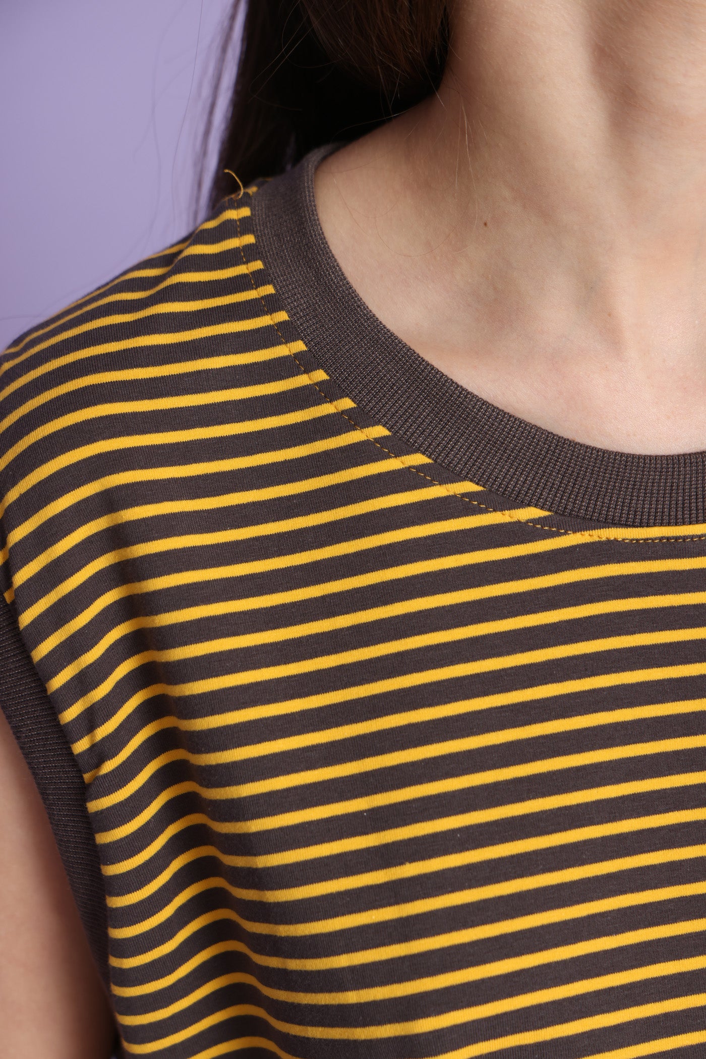 גופיית פסים דקיקים