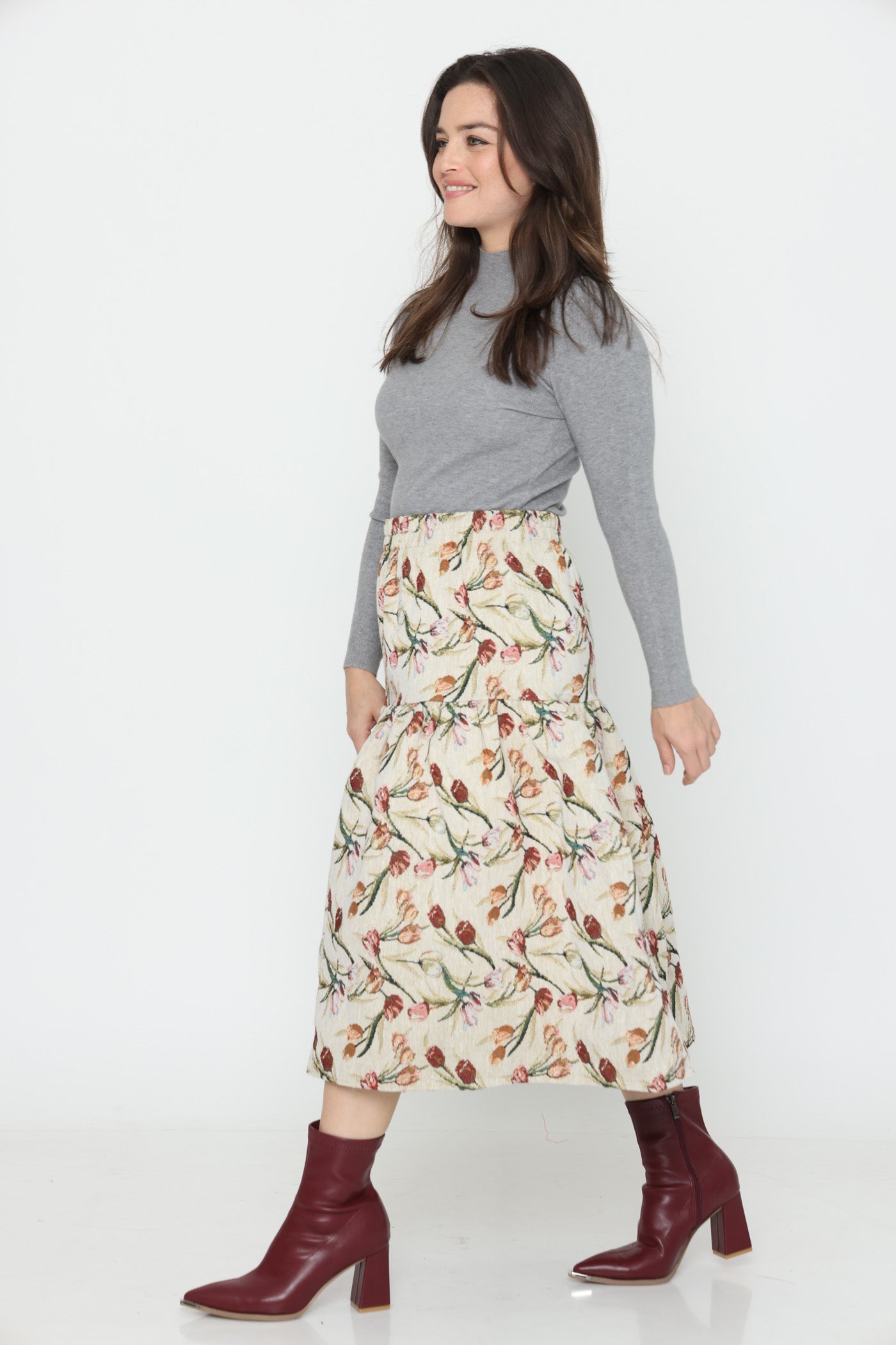 חצאית גינה אביבית