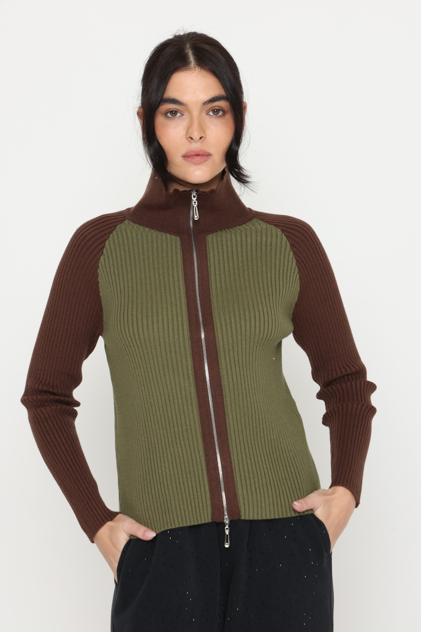 קרדיגן מסגרת