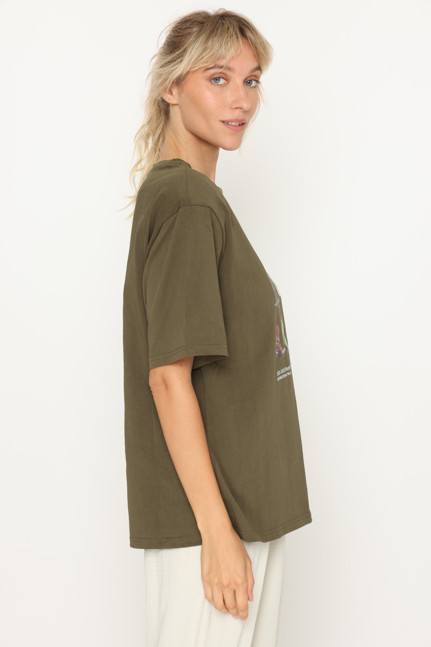 חולצת מגפיים