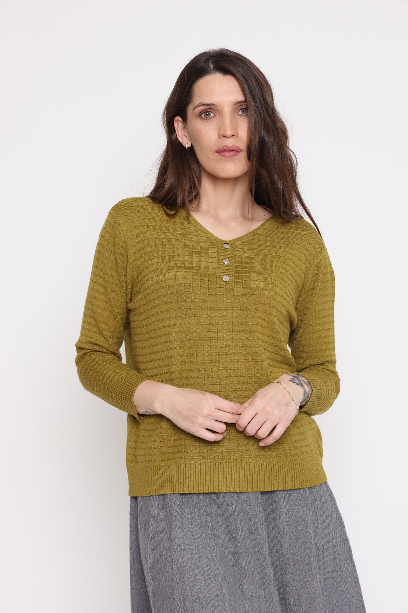 סריג כפתורים ופסים