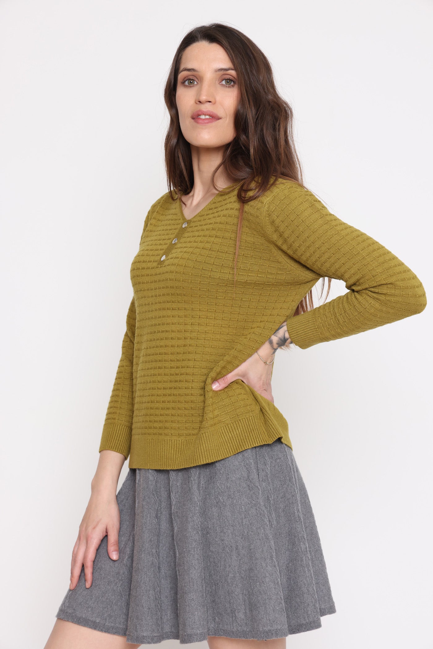 סריג כפתורים ופסים