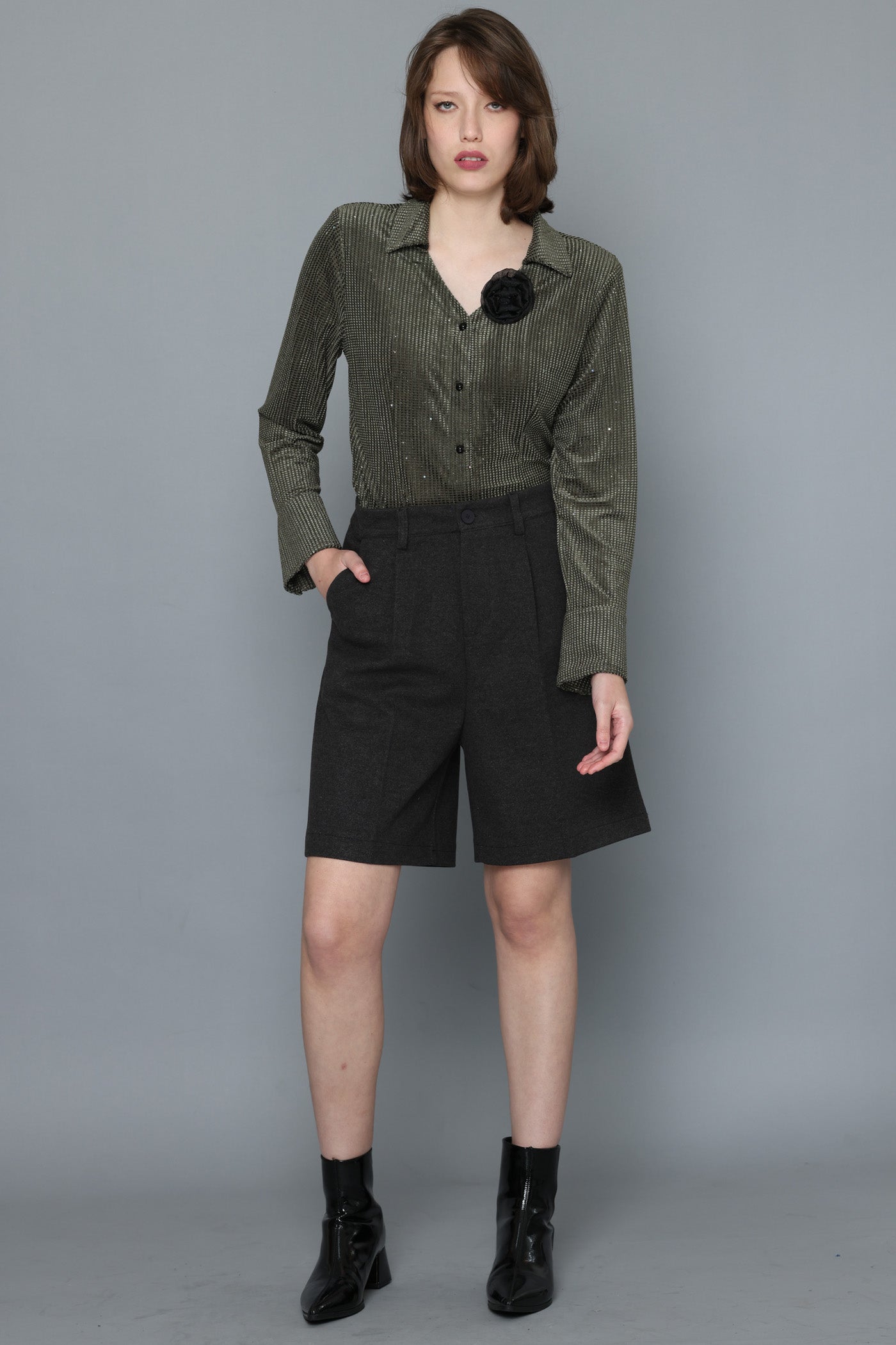 מכנסיי חורף קצרים